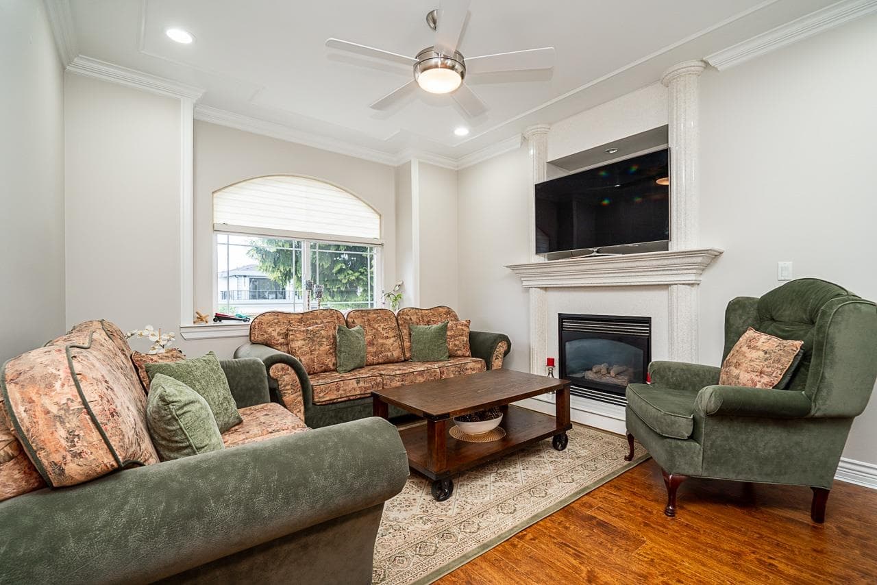 12623 90a Avenue, Surrey, V3V 1C6 — photo 4