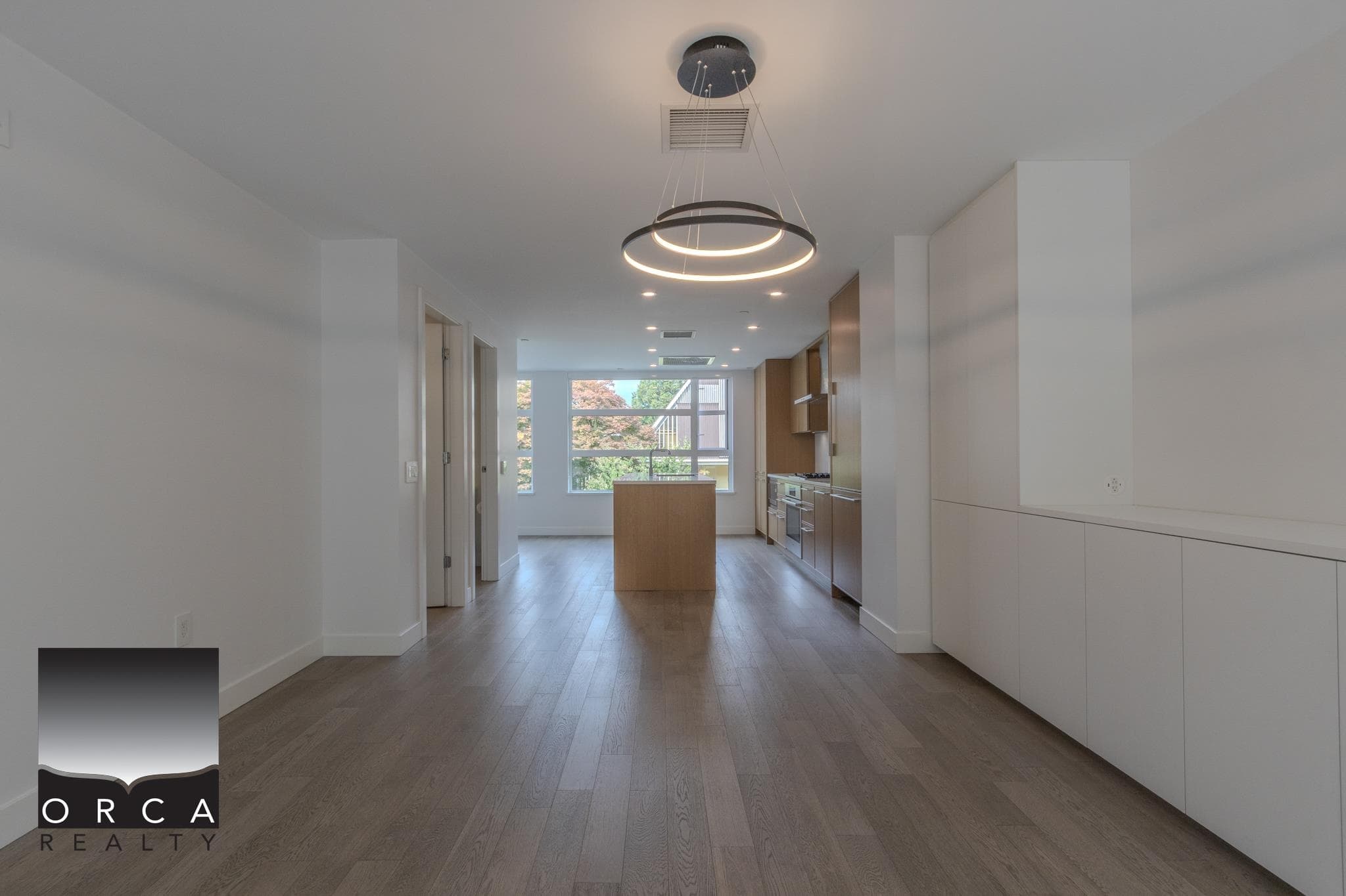 208 - 1055 Ridgewood Drive, North Vancouver, V7R 0A6 — photo 5