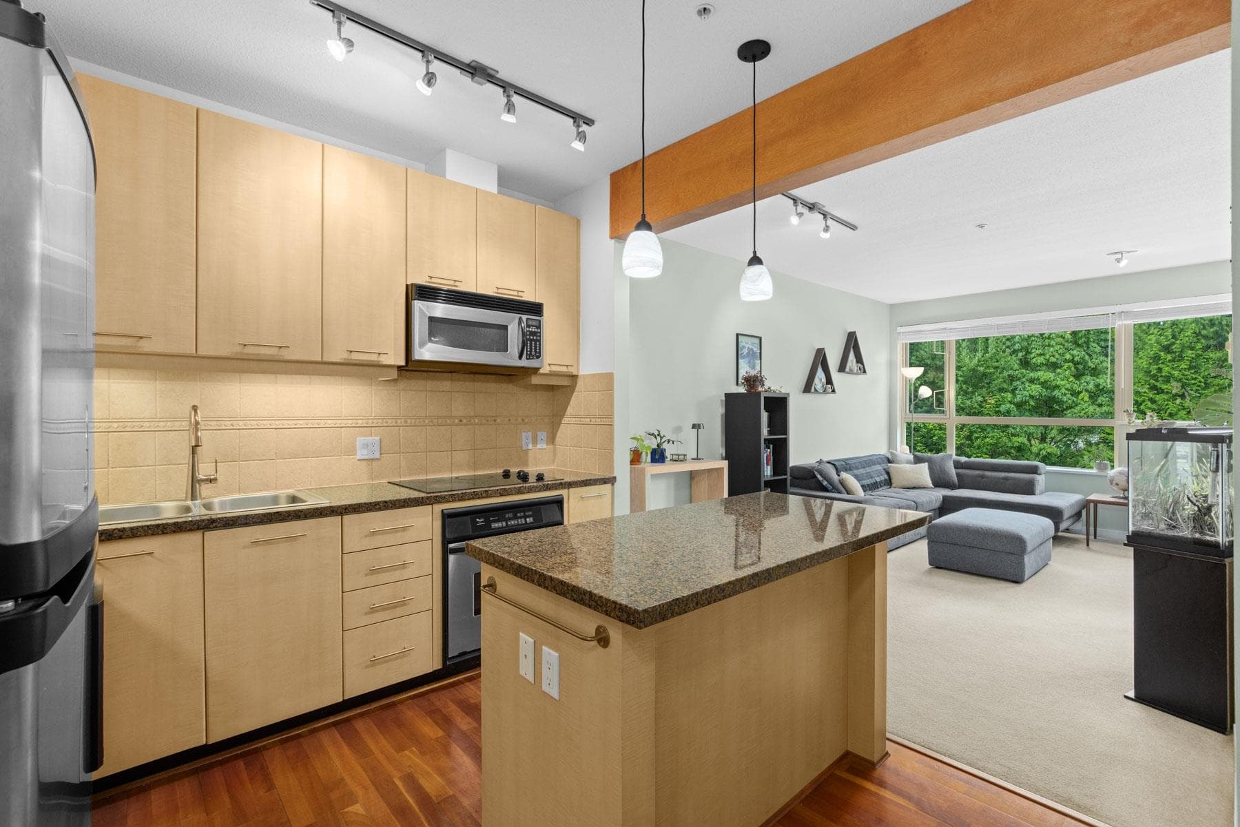 408 - 560 Ravenwoods Drive, North Vancouver