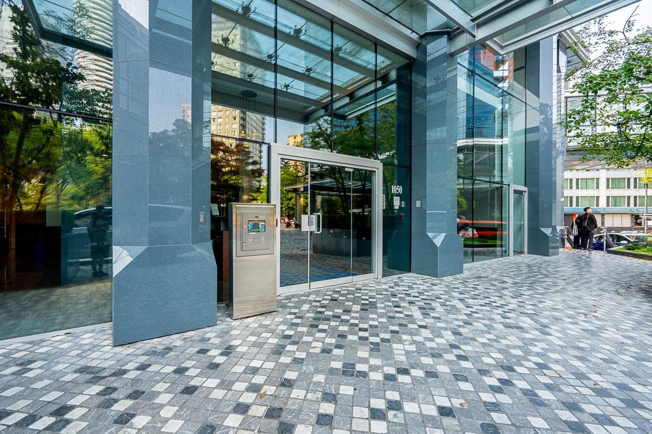1907 - 1050 Burrard Street, Vancouver, V6Z 2S3 — photo 3