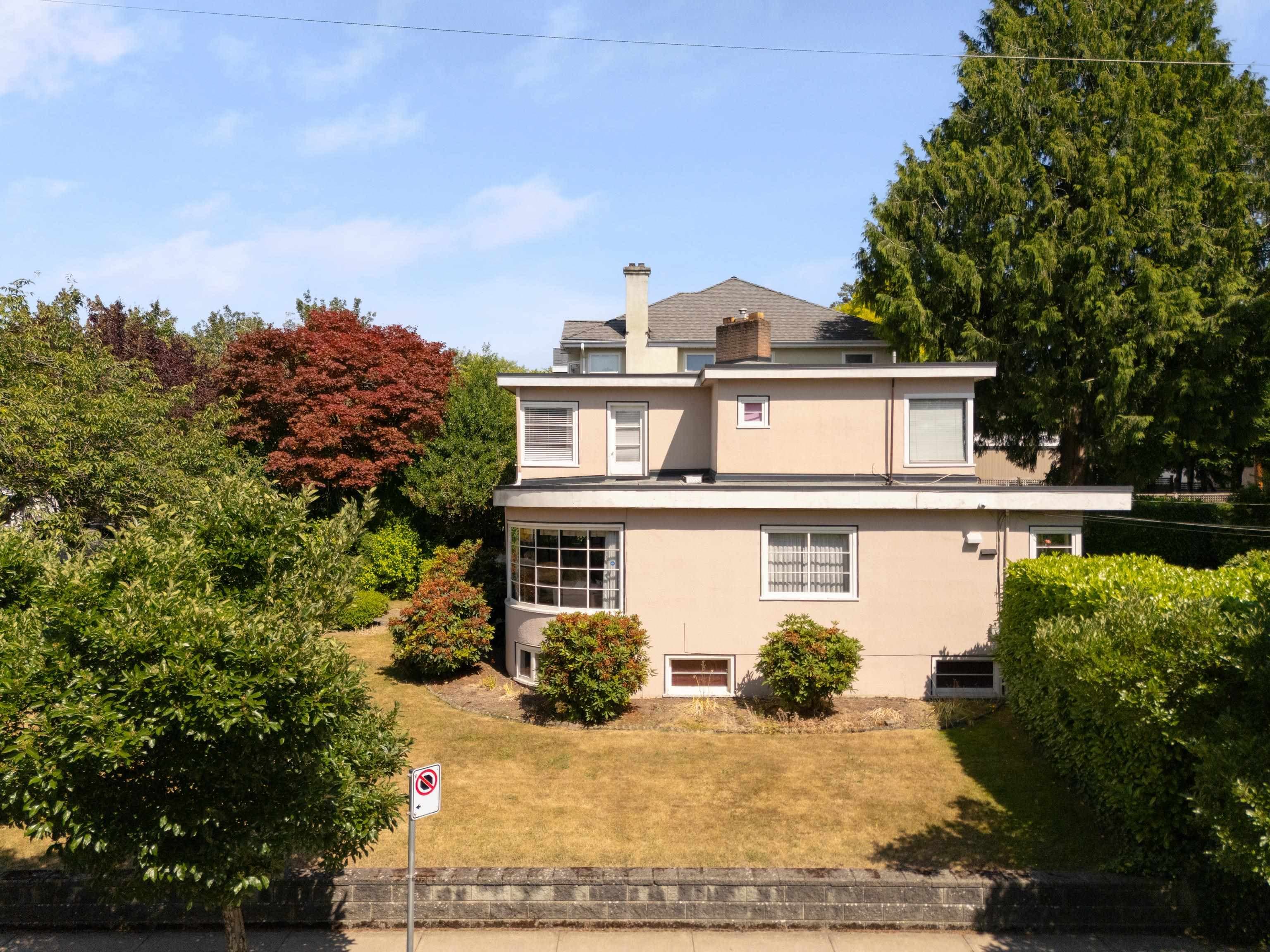 696 W 27th Avenue, Vancouver, V5Z 2G4 — photo 2