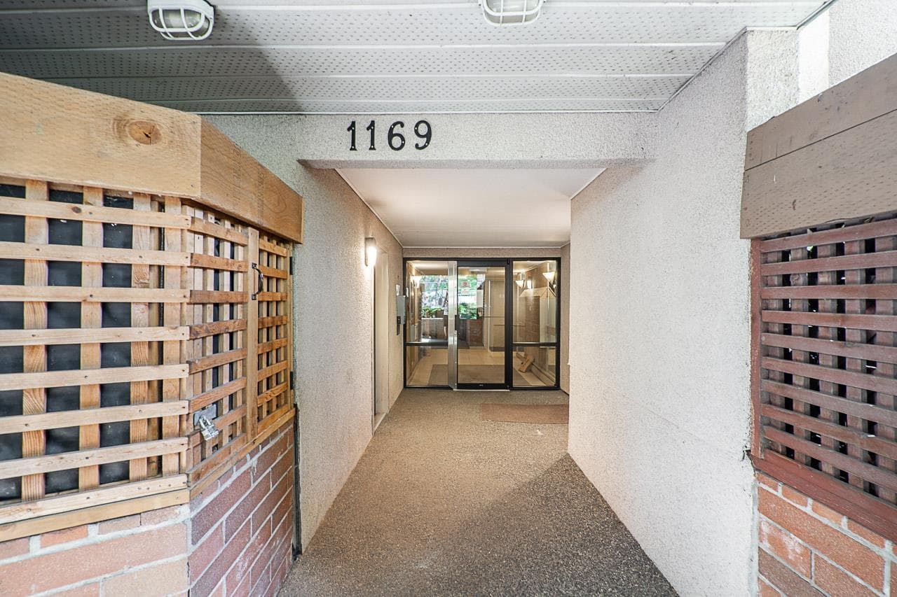 203 - 1169 Nelson Street, Vancouver, V6E 1J3 — photo 4