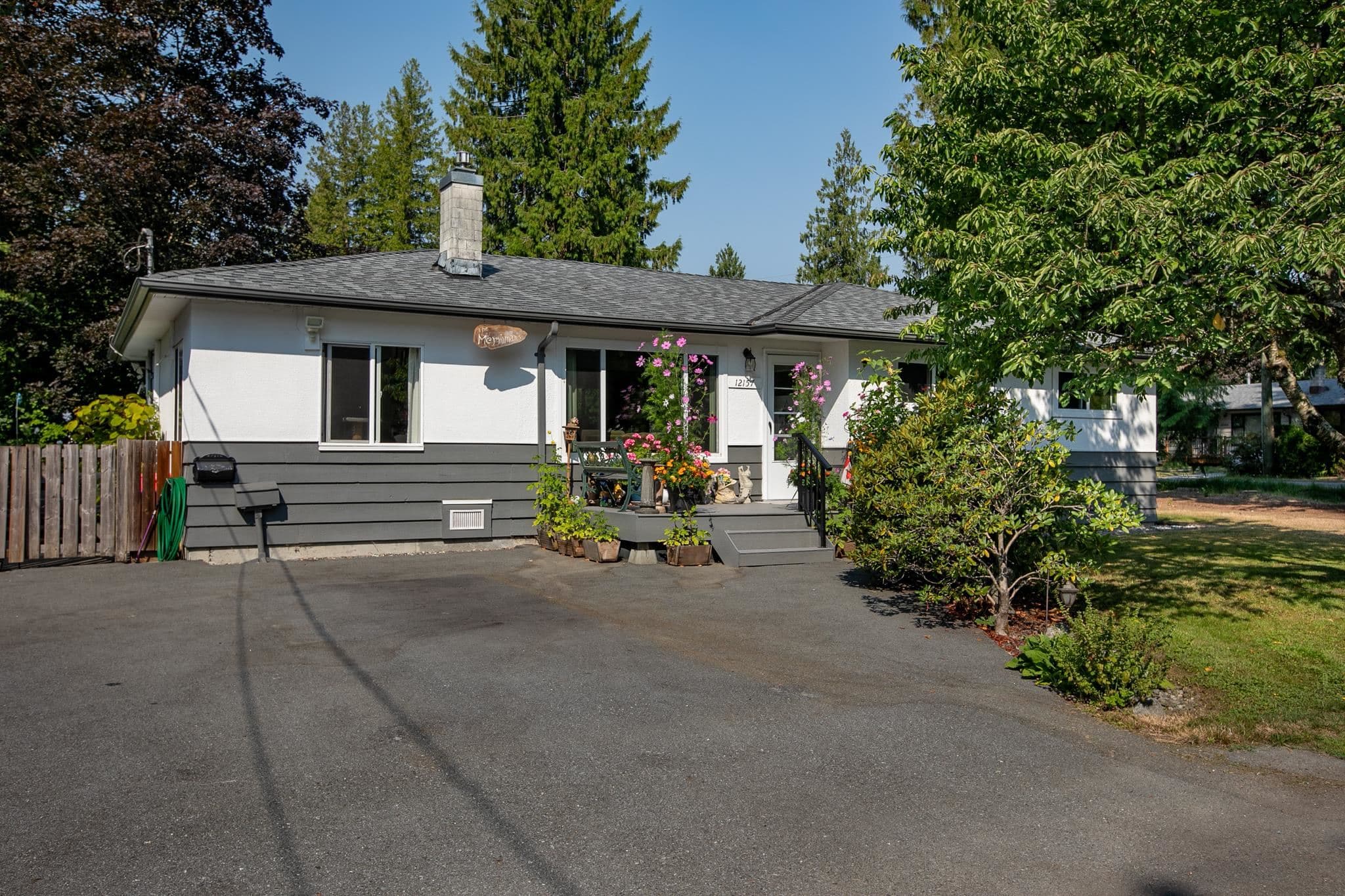 12157 250 Street, Maple Ridge, V4R 1H3 — photo 2