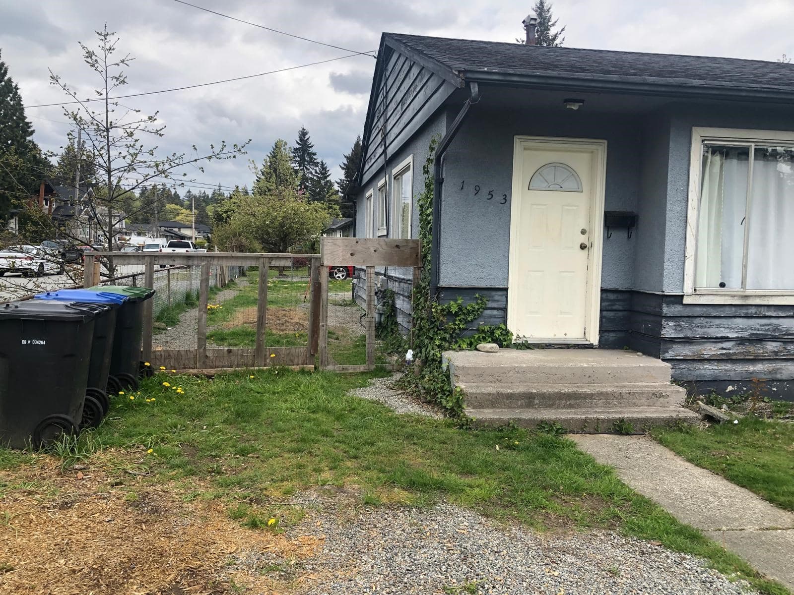 1951 - 1953 Dorset Avenue, Port Coquitlam, V3B 2A5 — photo 2
