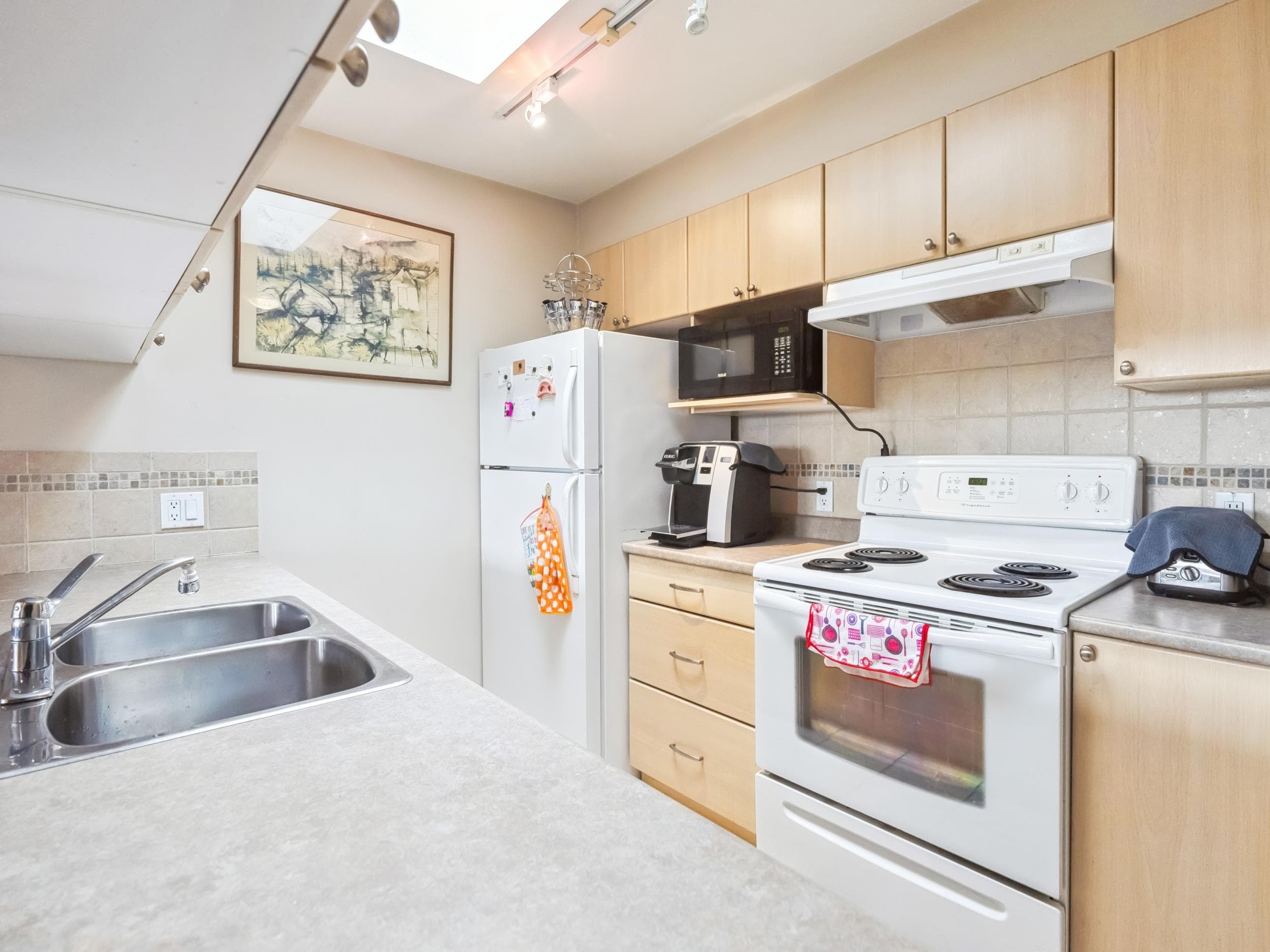 416 - 2891 E Hastings Street, Vancouver, V5K 5J8 — photo 5