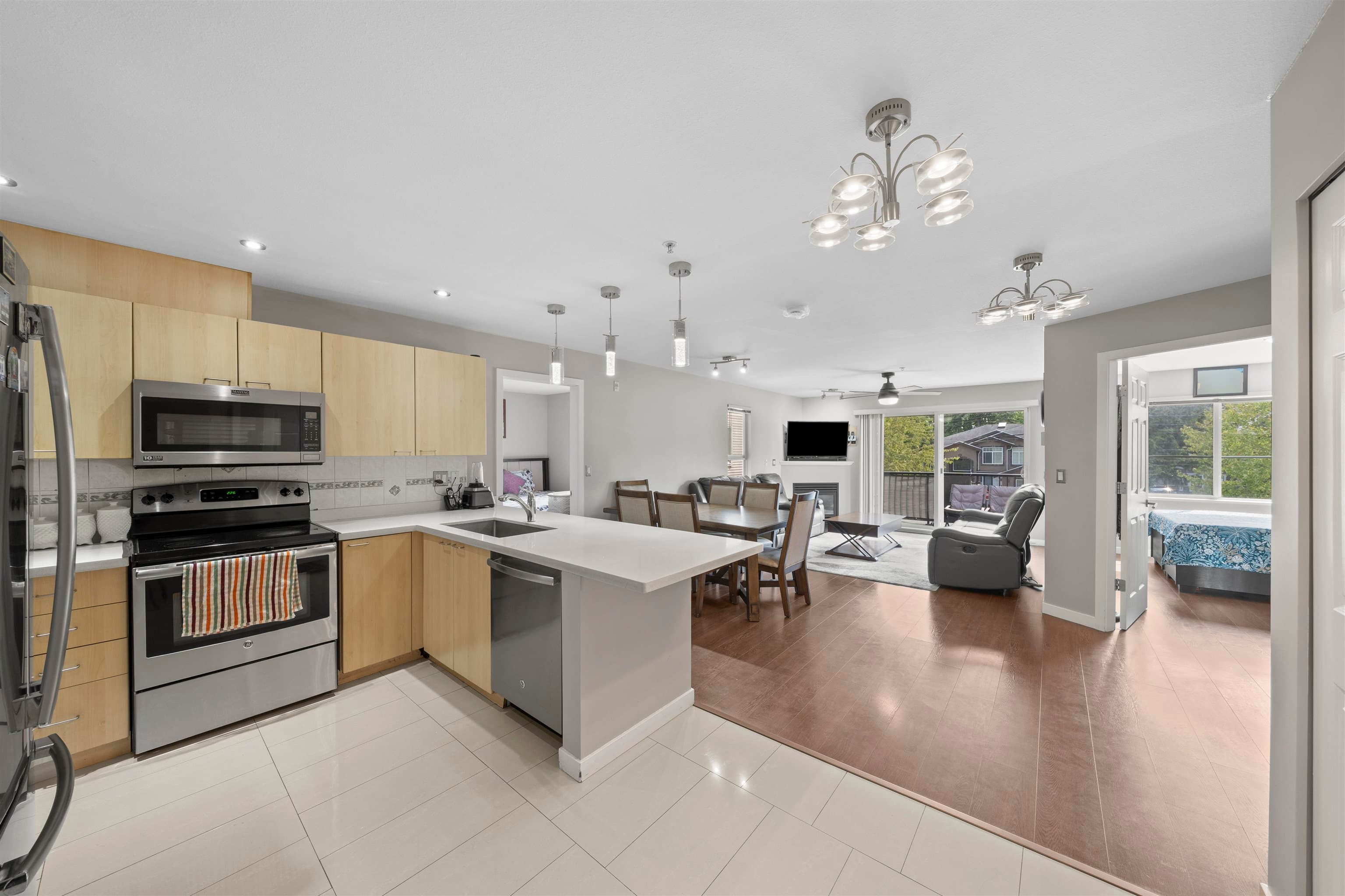 207 - 12083 92a Avenue, Surrey, V3V 8C8 — photo 3