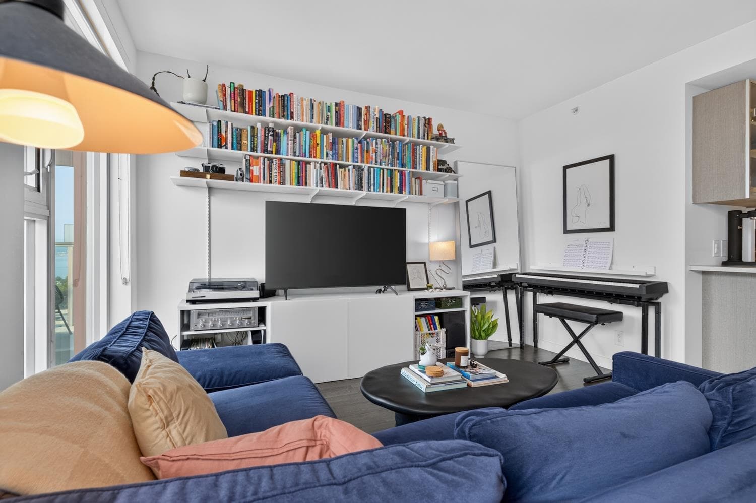 1009 - 983 E Hastings Street, Vancouver, V6A 0G9 — photo 5