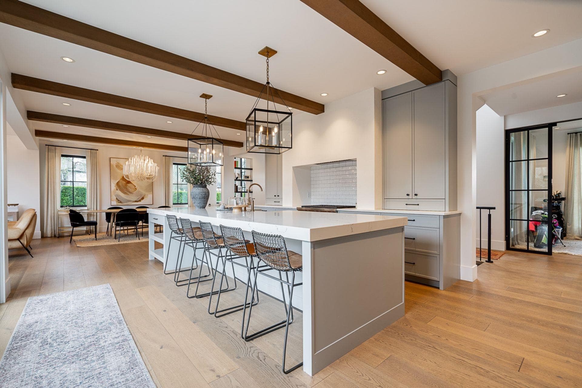 4643 Midlawn Drive, Burnaby, V5C 3P5 — photo 4