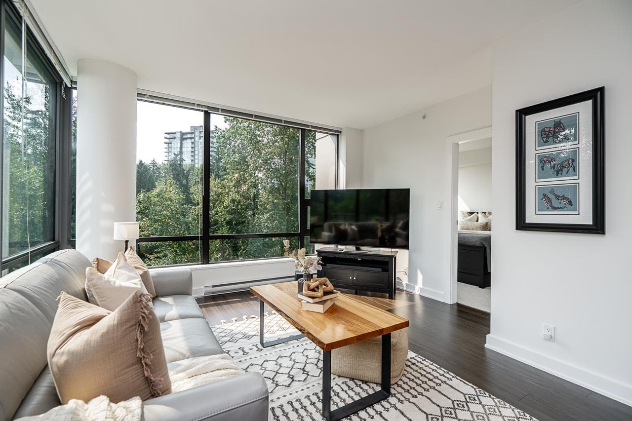 601 - 301 Capilano Road, Port Moody, V3H 0G6 — photo 5