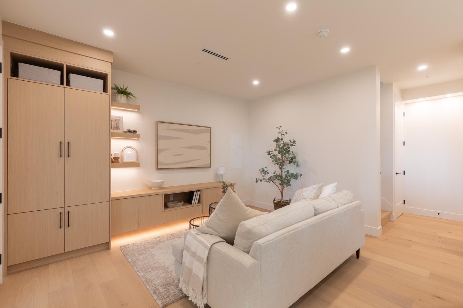 1 - 3615 Turner Street, Vancouver, V5K 2J2 — photo 2