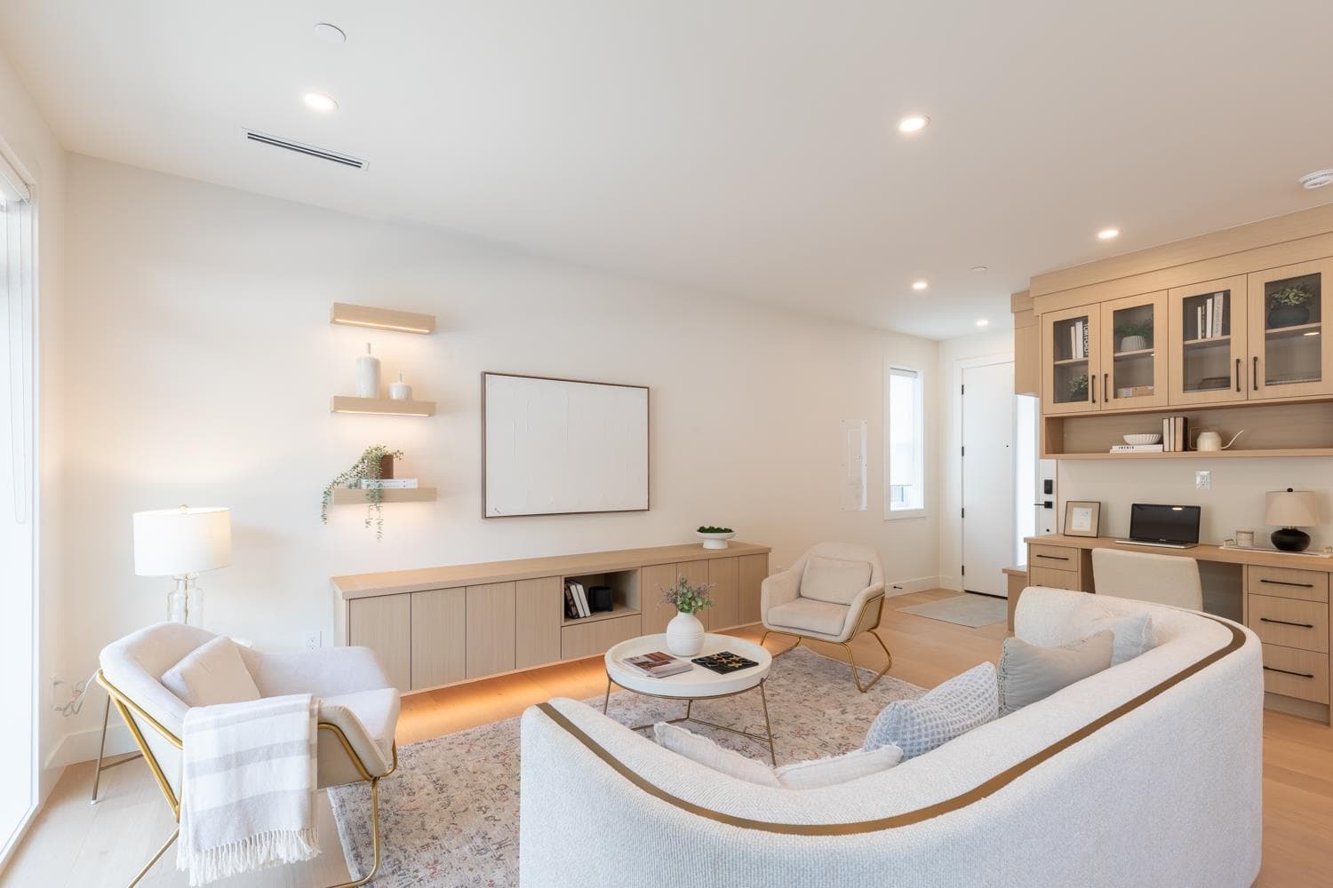 4 - 3615 Turner Street, Vancouver, V5K 2J2 — photo 3