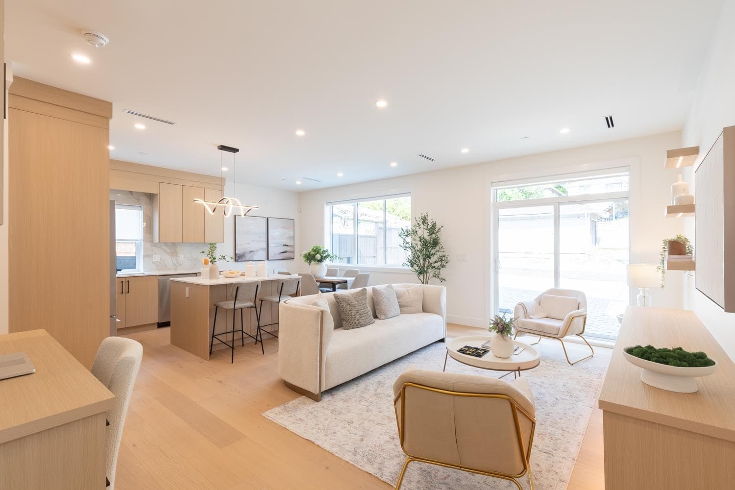 4 - 3615 Turner Street, Vancouver