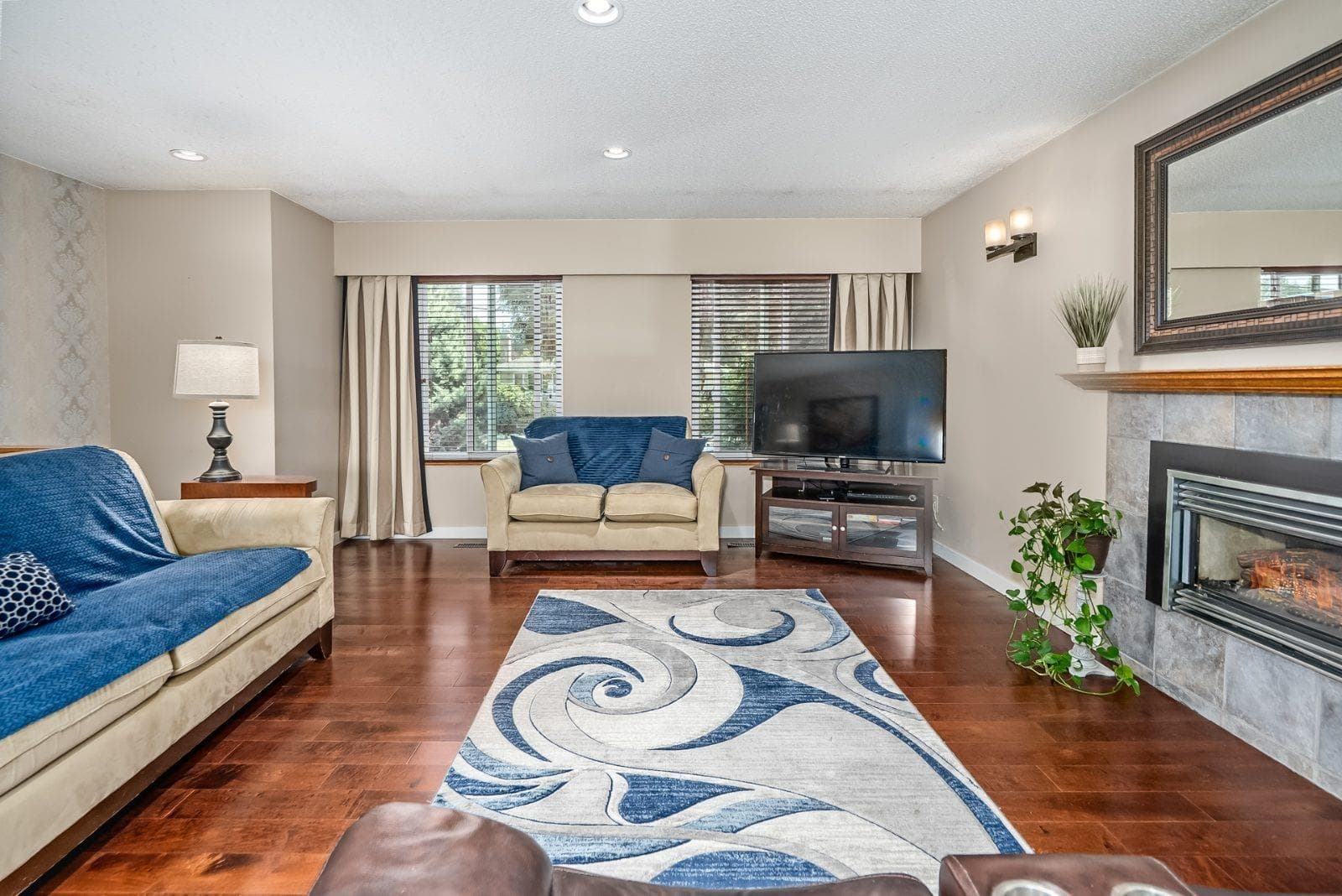 11527 Fraserview Street, Maple Ridge, V2X 4Y8 — photo 4