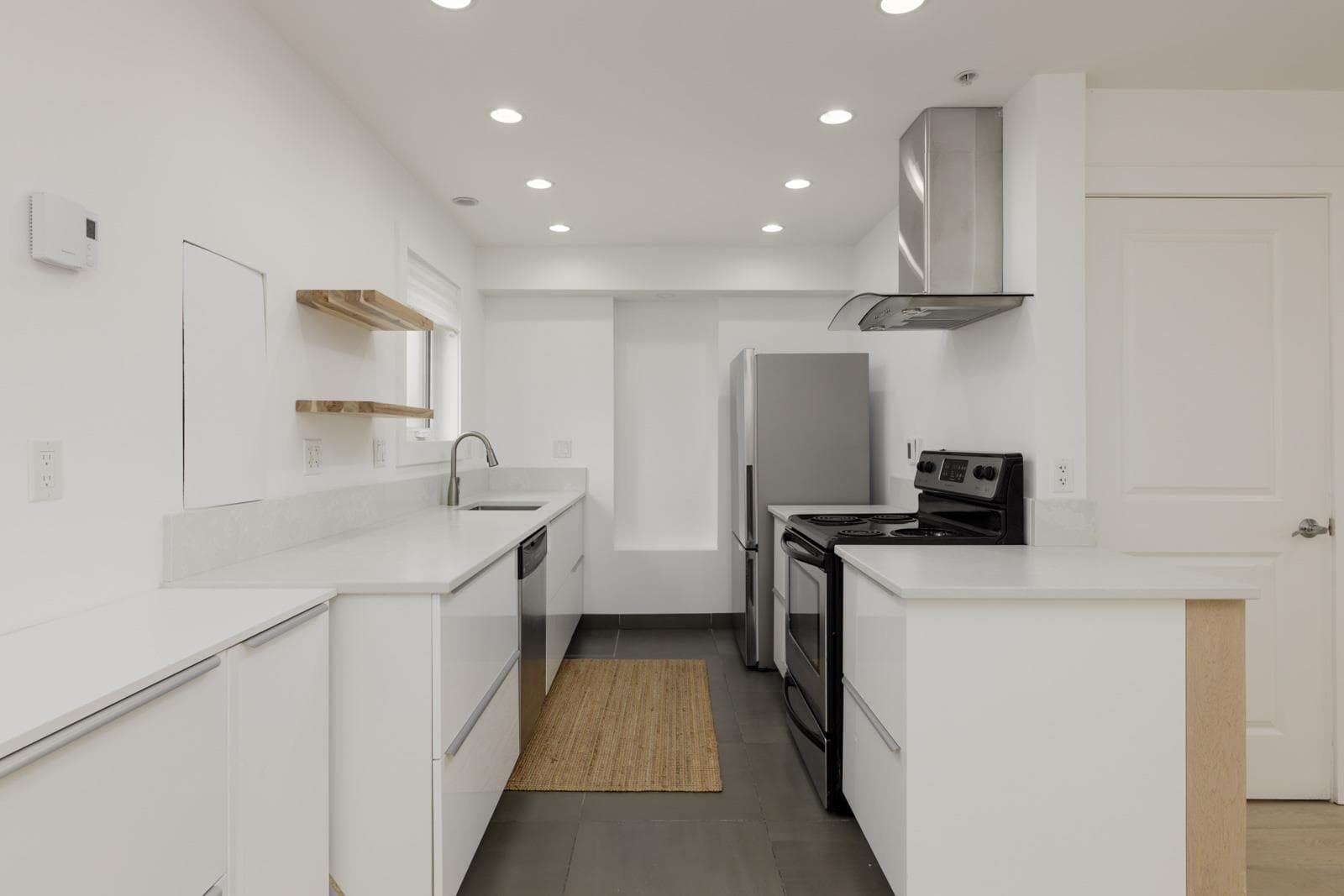 2408 St Catherines Street, Vancouver, V5T 3X9 — photo 5