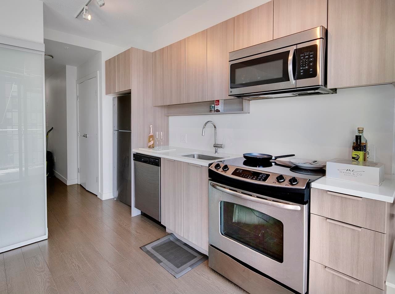 1805 - 13308 Central Avenue, Surrey, V3T 0M4 — photo 3