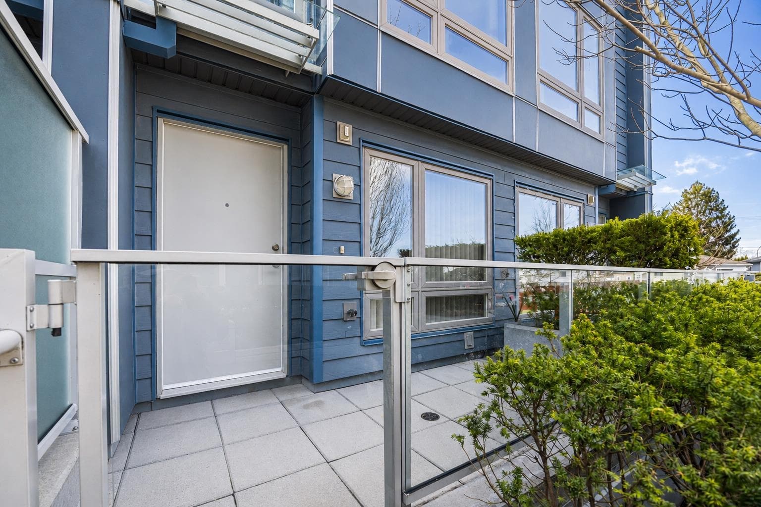 4888 Eldorado Mews, Vancouver, V5R 0B1 — photo 3
