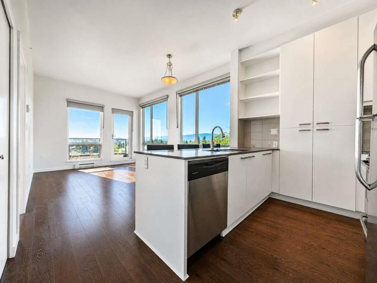 403 - 20331 Dewdney Trunk Road, Maple Ridge, V2X 3C9 — photo 1