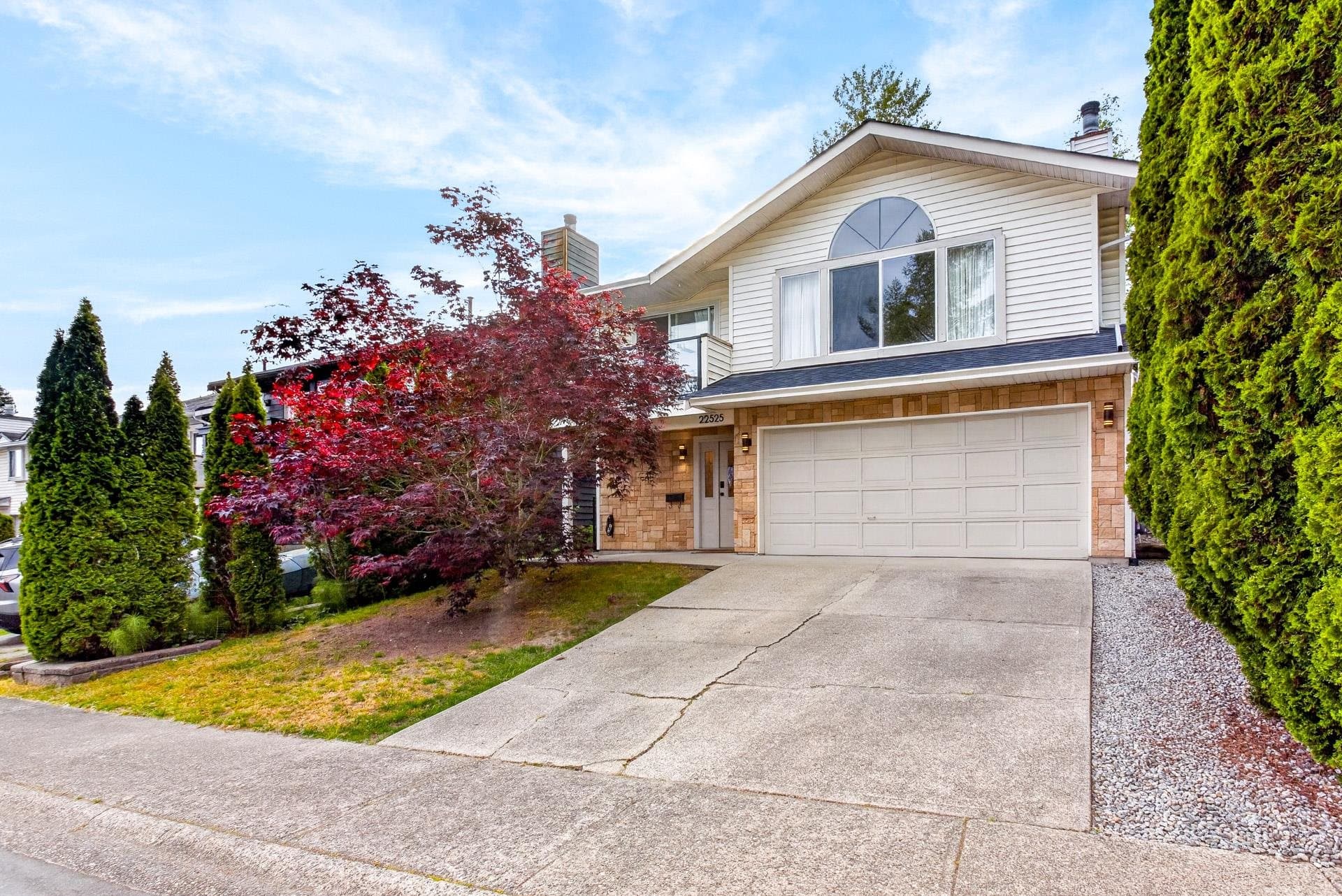 22525 Brickwood Close, Maple Ridge, V2X 9J5 — photo 2