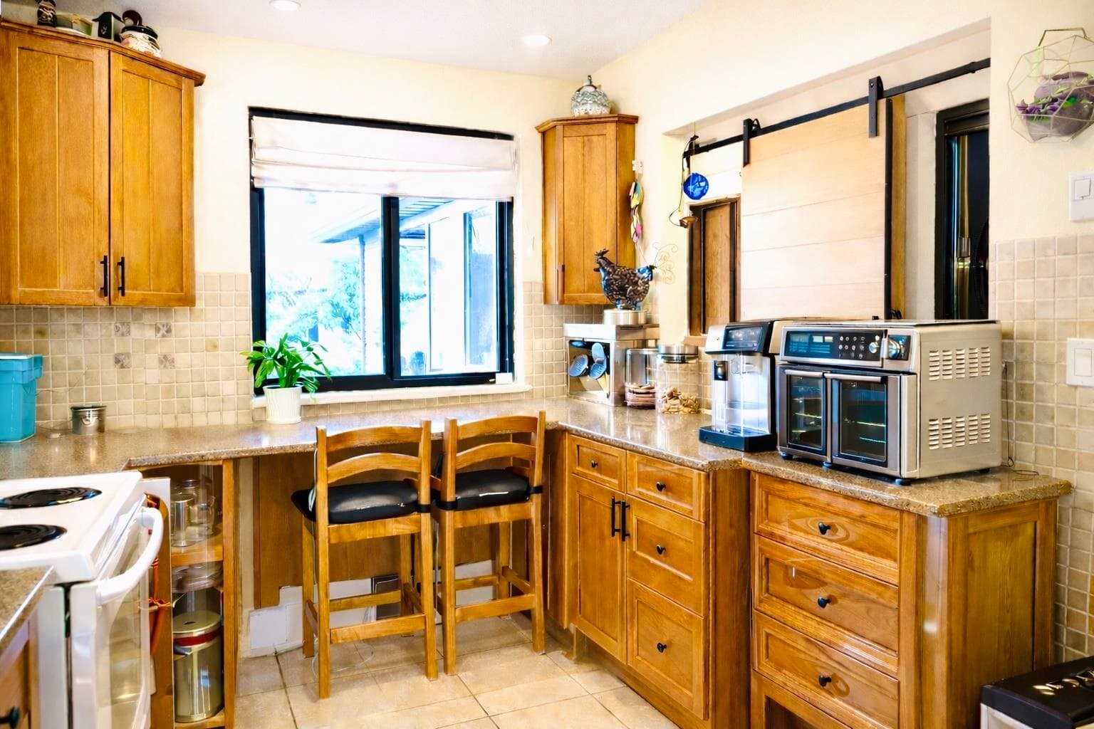 55 - 9955 140 Street, Surrey, V3T 4M4 — photo 4