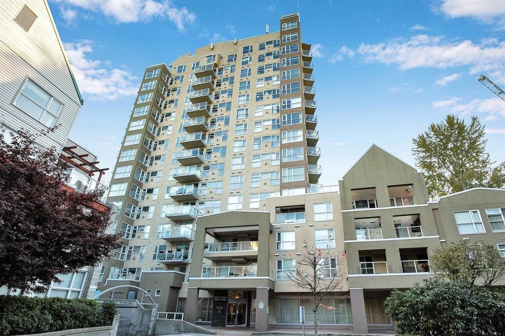 507 - 9830 Whalley Boulevard, Surrey