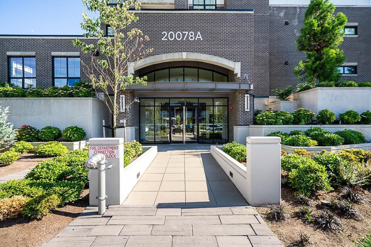 A210 - 20078 85 Avenue, Langley