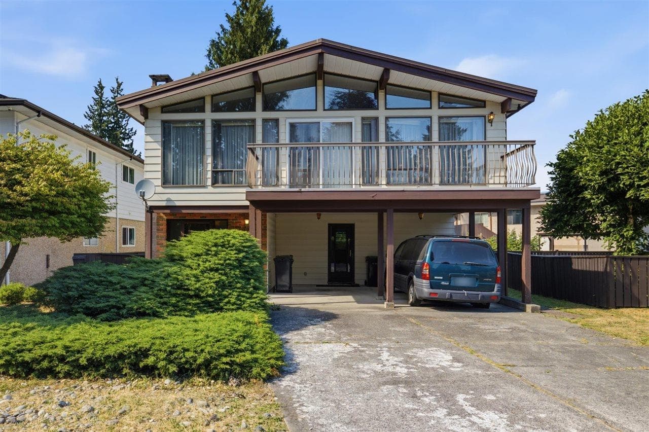 967 Pelton Avenue, Coquitlam, V3J 2J3 — photo 1
