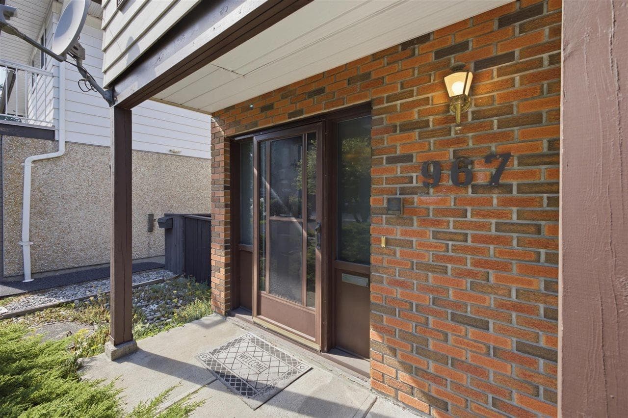 967 Pelton Avenue, Coquitlam, V3J 2J3 — photo 4