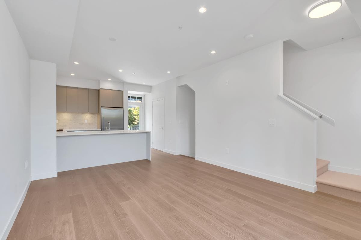 17 - 7929 Oak Street, Vancouver, V6P 4A6 — photo 4