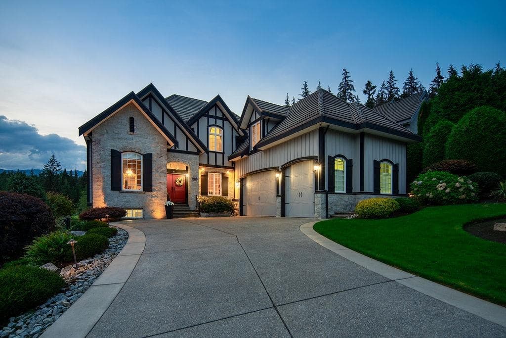 136 Deerview Lane, Anmore, V3H 0A3 — photo 3