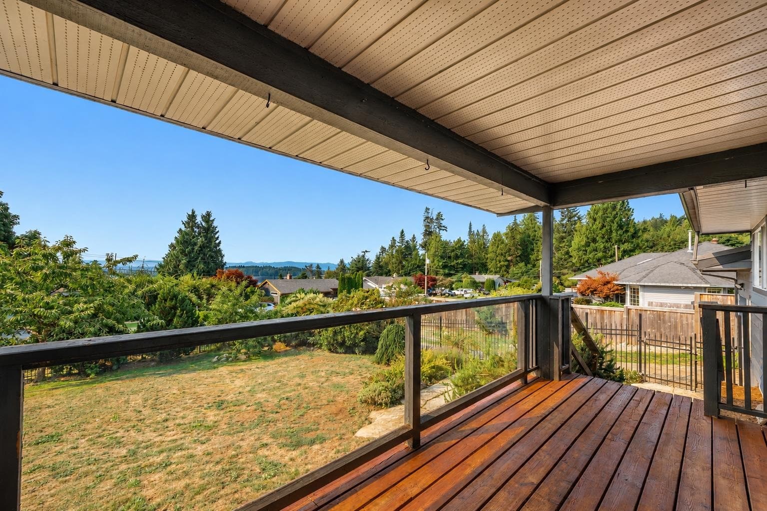 6504 Meier Road, Sechelt, V7Z 0S8 — photo 3