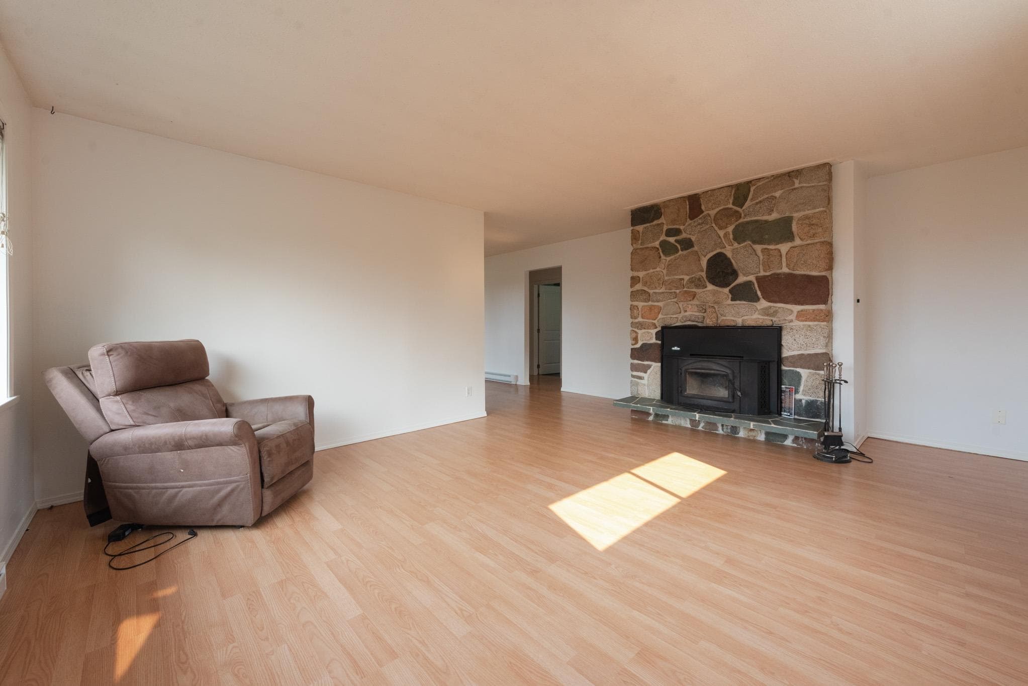 6504 Meier Road, Sechelt, V7Z 0S8 — photo 5