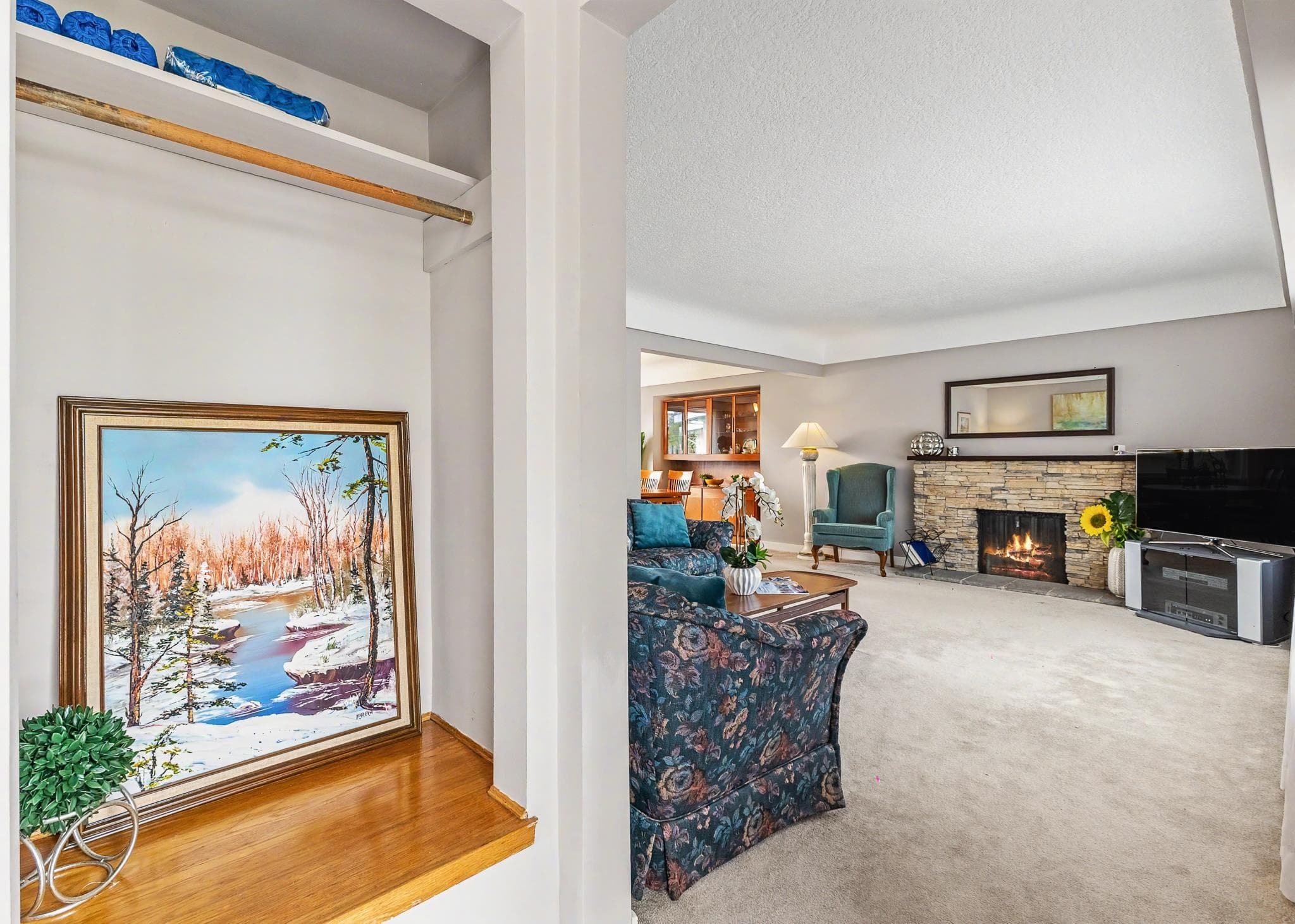 4830 Southlawn Drive, Burnaby, V5C 3S6 — photo 2