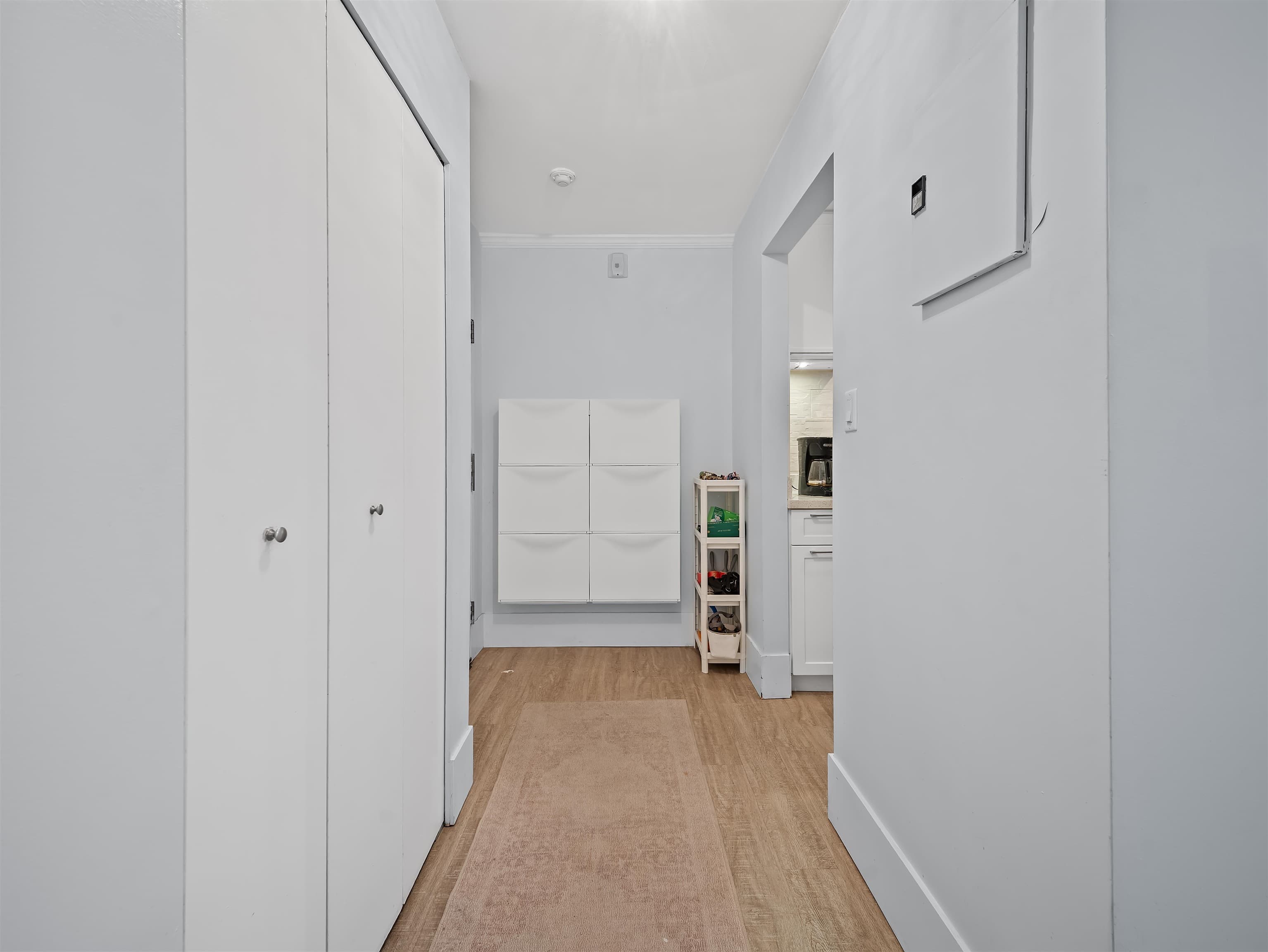 210 - 141 W 13th Street, North Vancouver, V7M 1N5 — photo 3