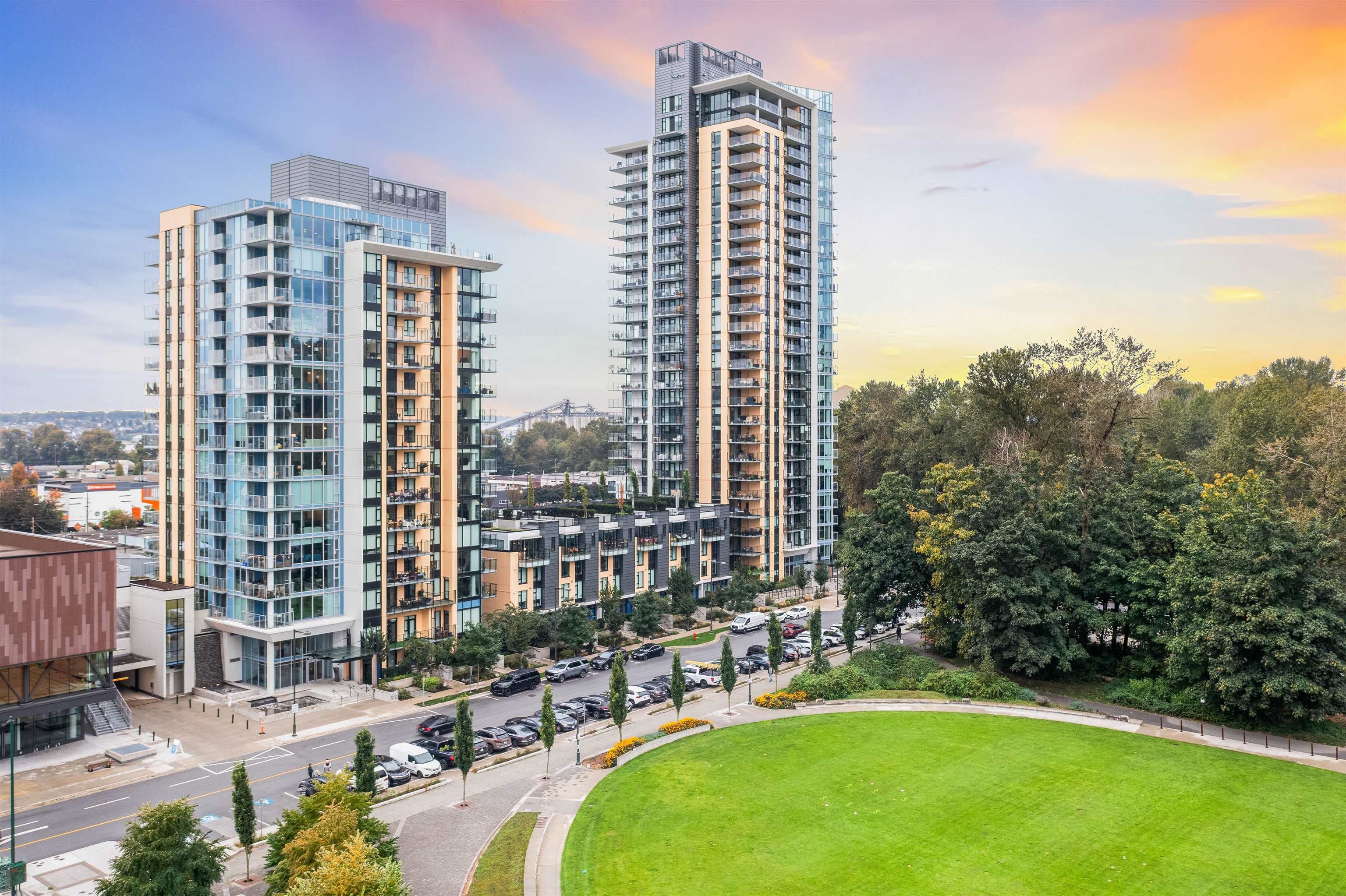 1705 - 1401 Hunter Street, North Vancouver, V7J 0E2 — photo 1