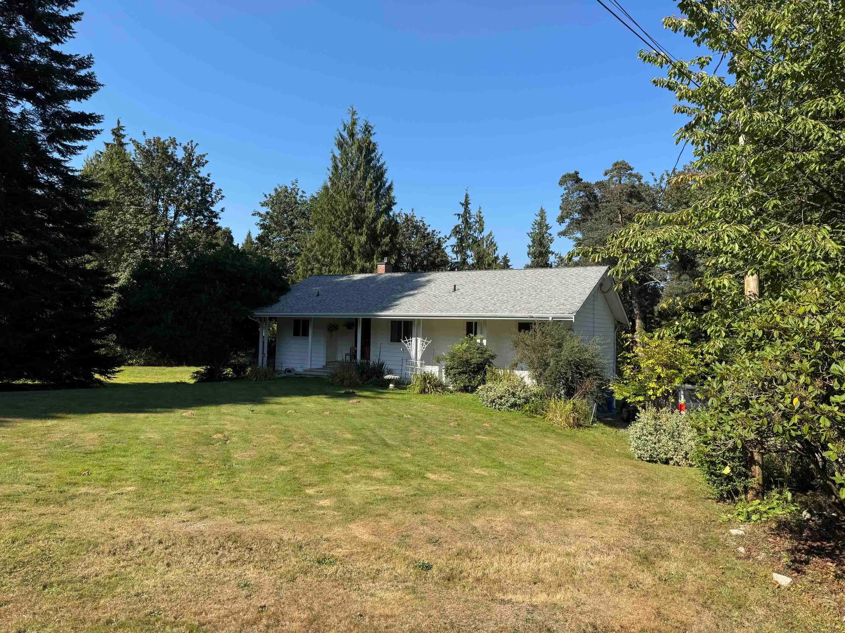29669 Camelot Avenue, Abbotsford, V4X 2E5 — photo 1