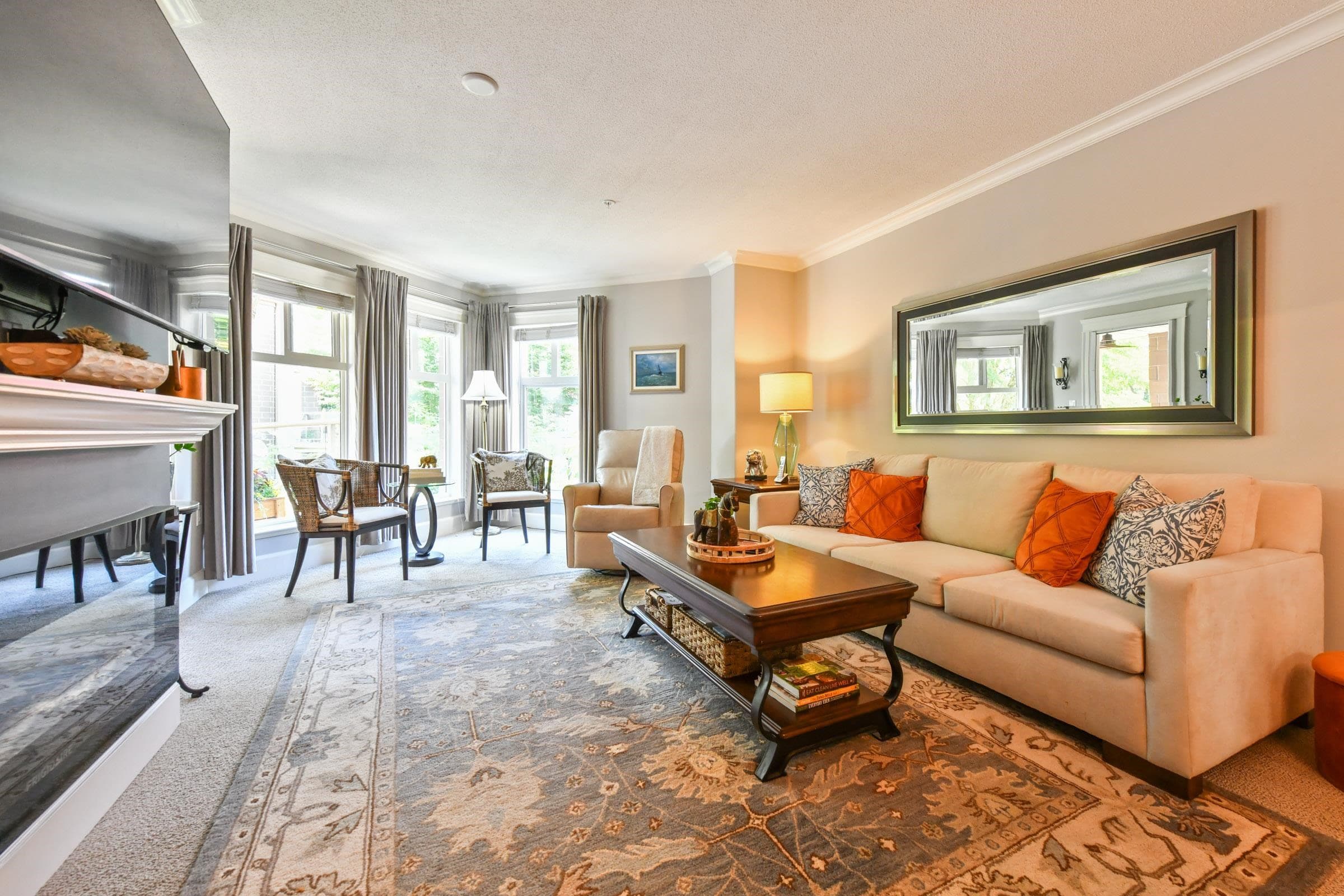 214 - 15350 19a Avenue, Surrey, V4A 9W1 — photo 3