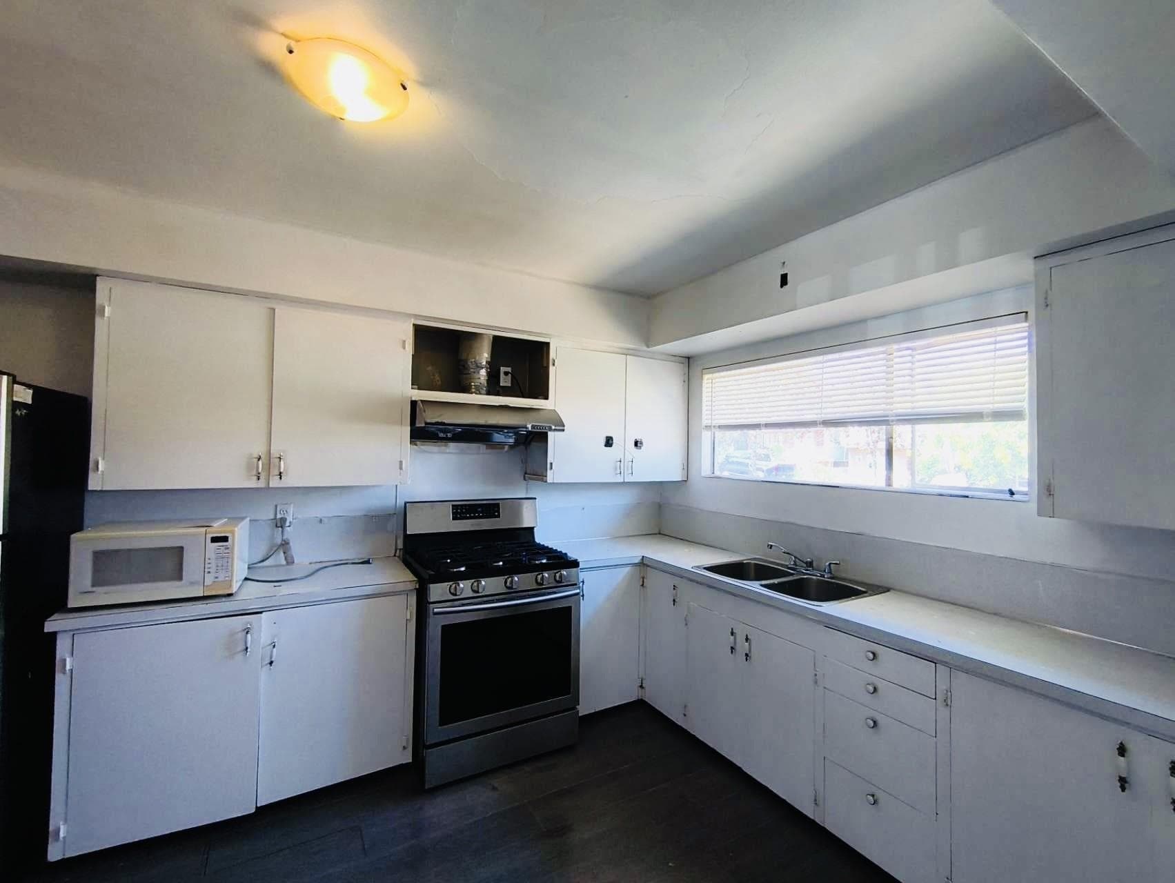 3356 William Street, Vancouver, V5K 2Z3 — photo 4