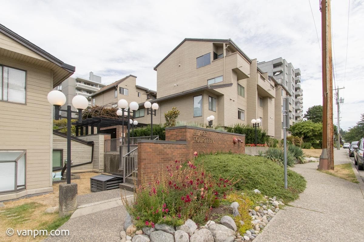 208 - 1363 Clyde Avenue, West Vancouver