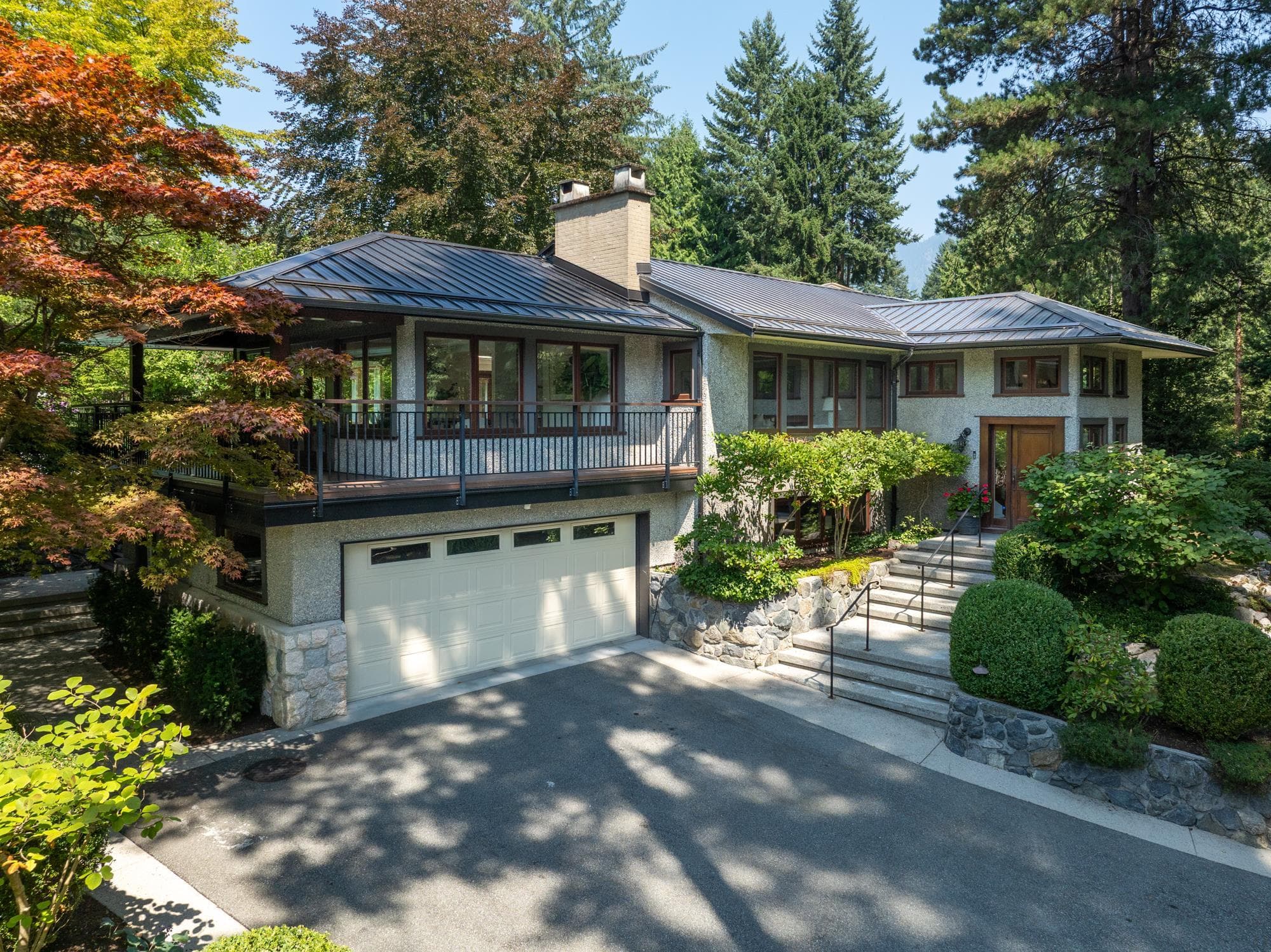 431 Southborough Drive, West Vancouver, V7S 1M3 — photo 1
