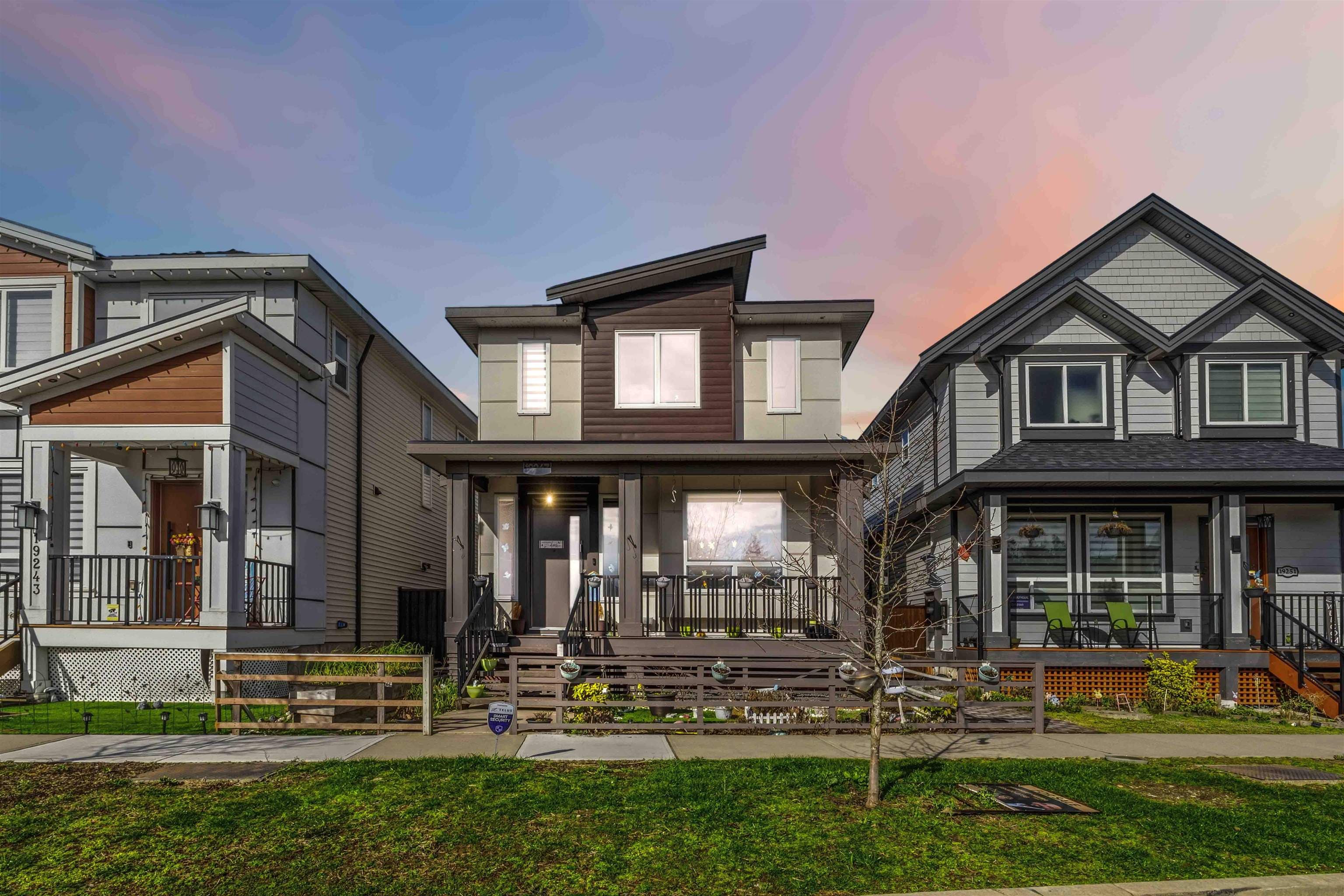 19247 71 Avenue, Surrey, V4N 6V1 — photo 3
