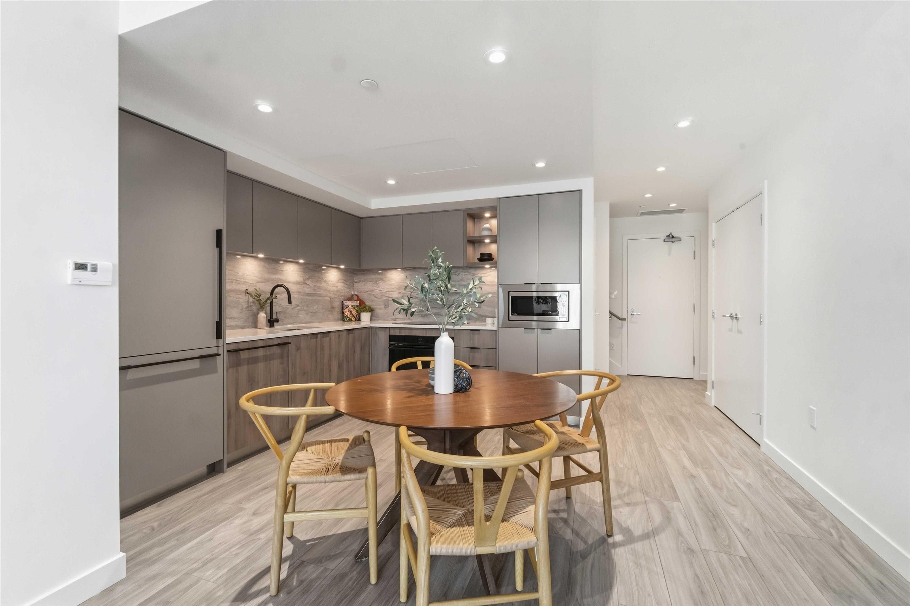 TH 109 - 755 Harbourside Drive, North Vancouver, V7P 0G1 — photo 4