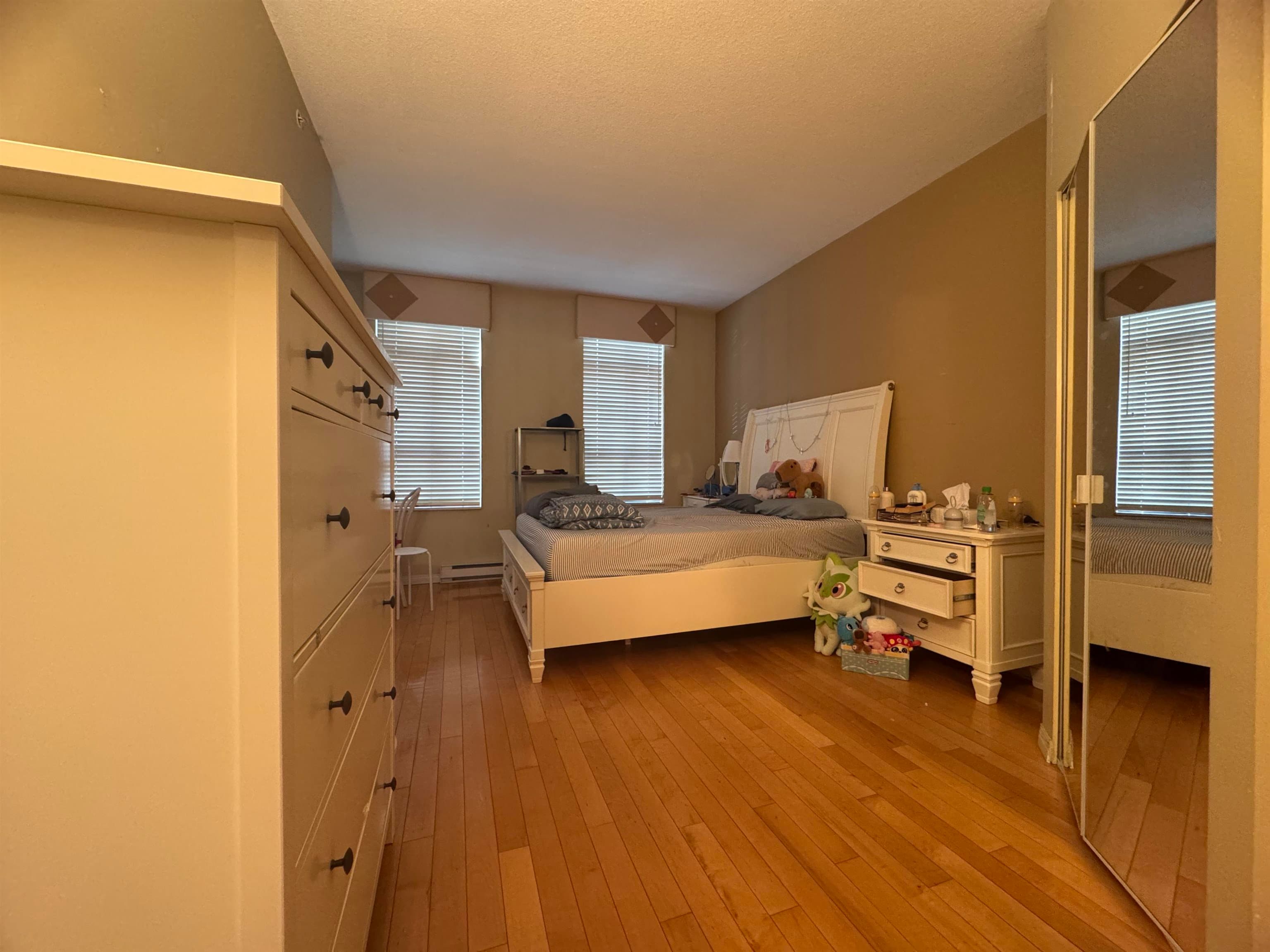 22** W 12th Avenue, Vancouver, V6K 4T5 — photo 3