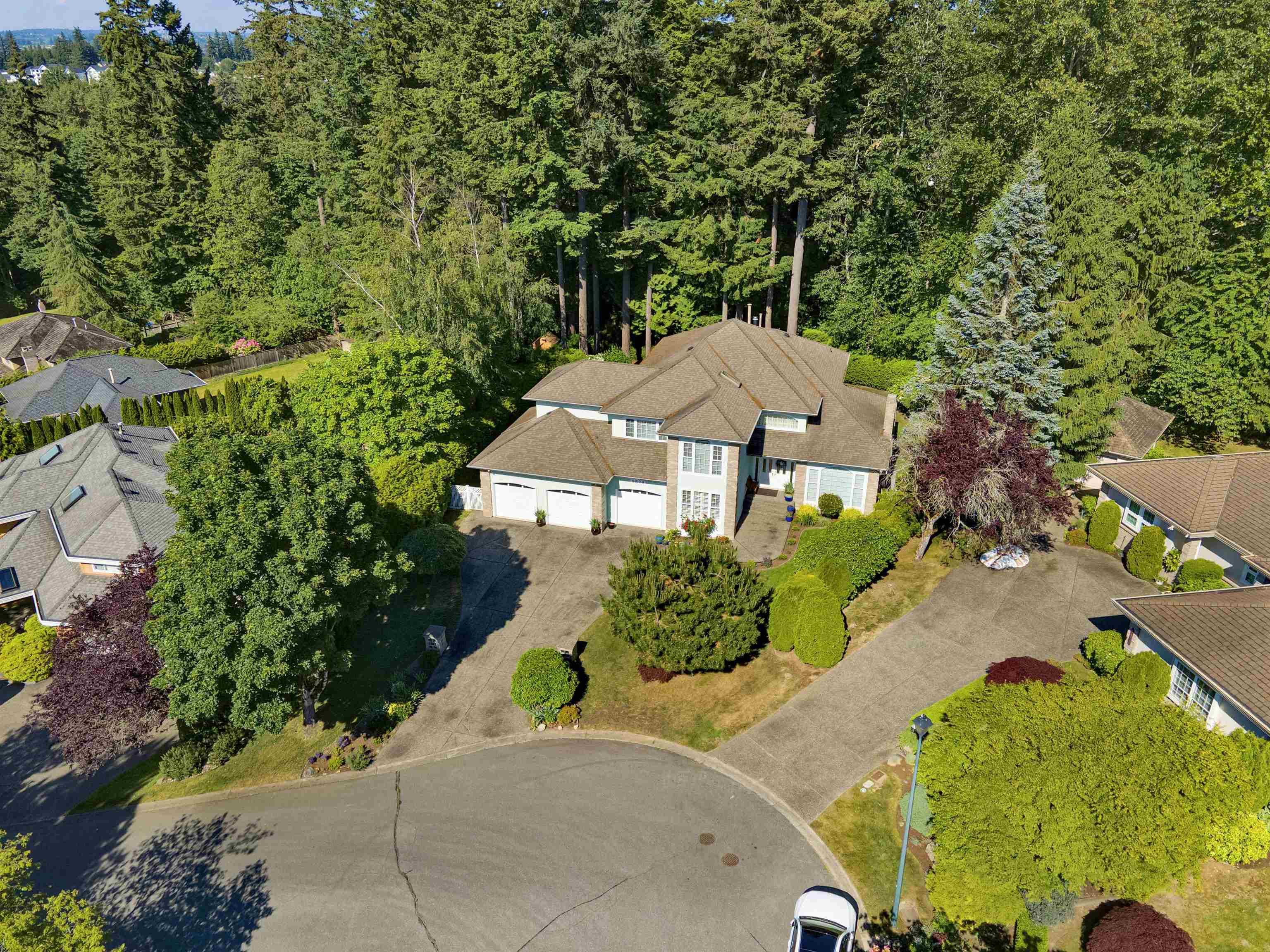 2878 145b Street, Surrey, V4P 1P5 — photo 2