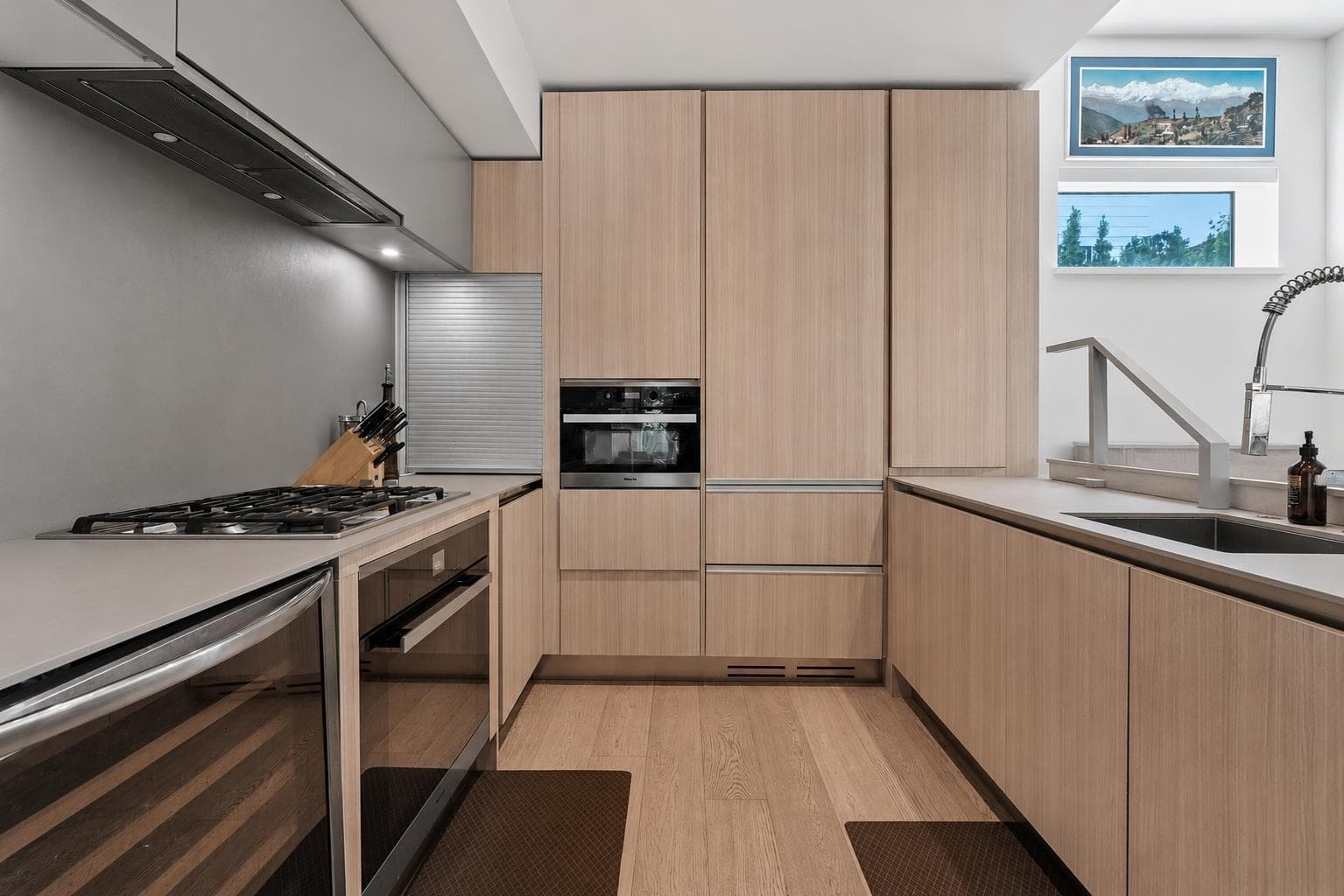 156 W Woodstock Avenue, Vancouver, V5Y 0N1 — photo 3