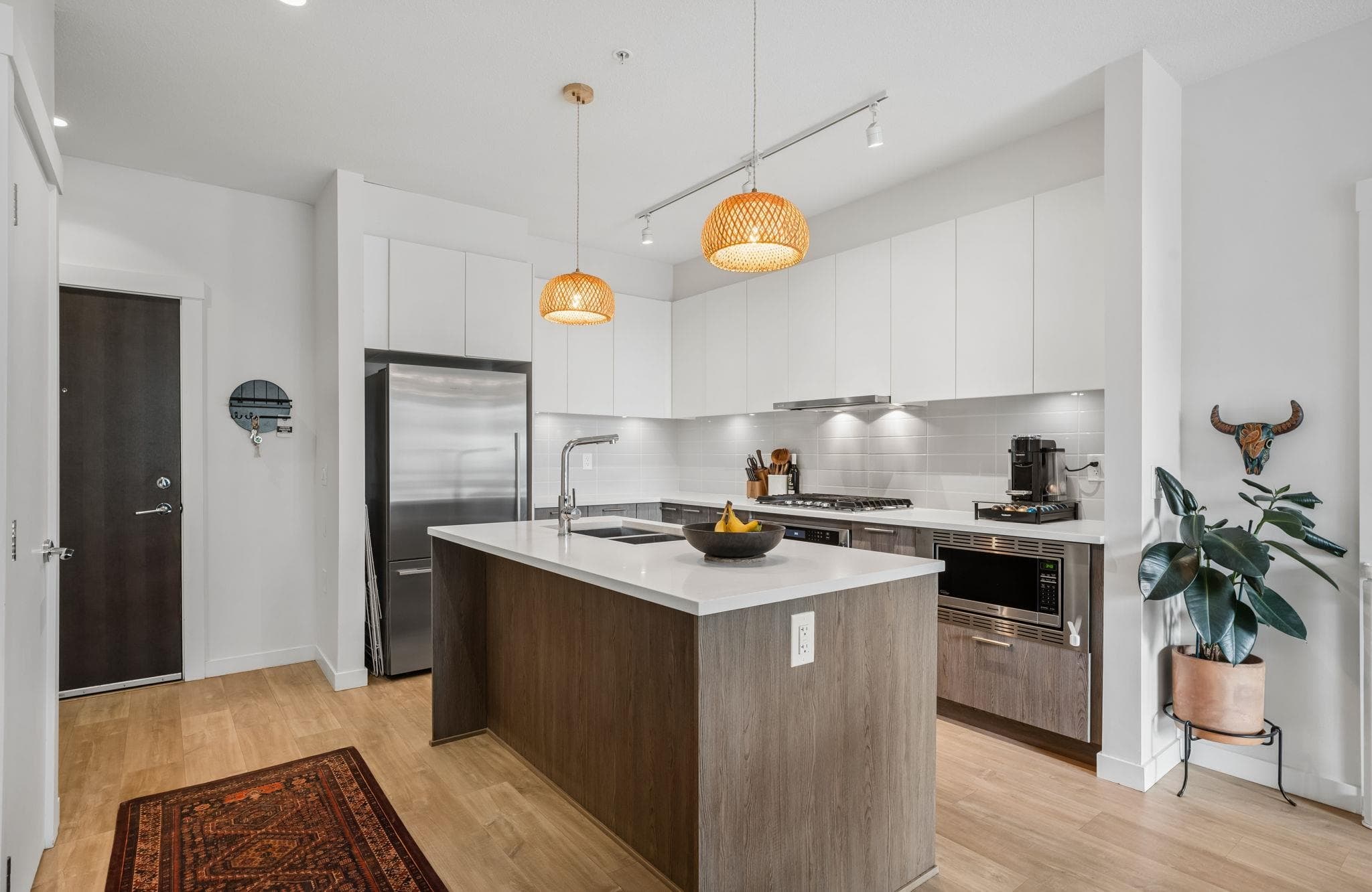 105 - 625 E 3rd Street, North Vancouver, V7L 1G6 — photo 3