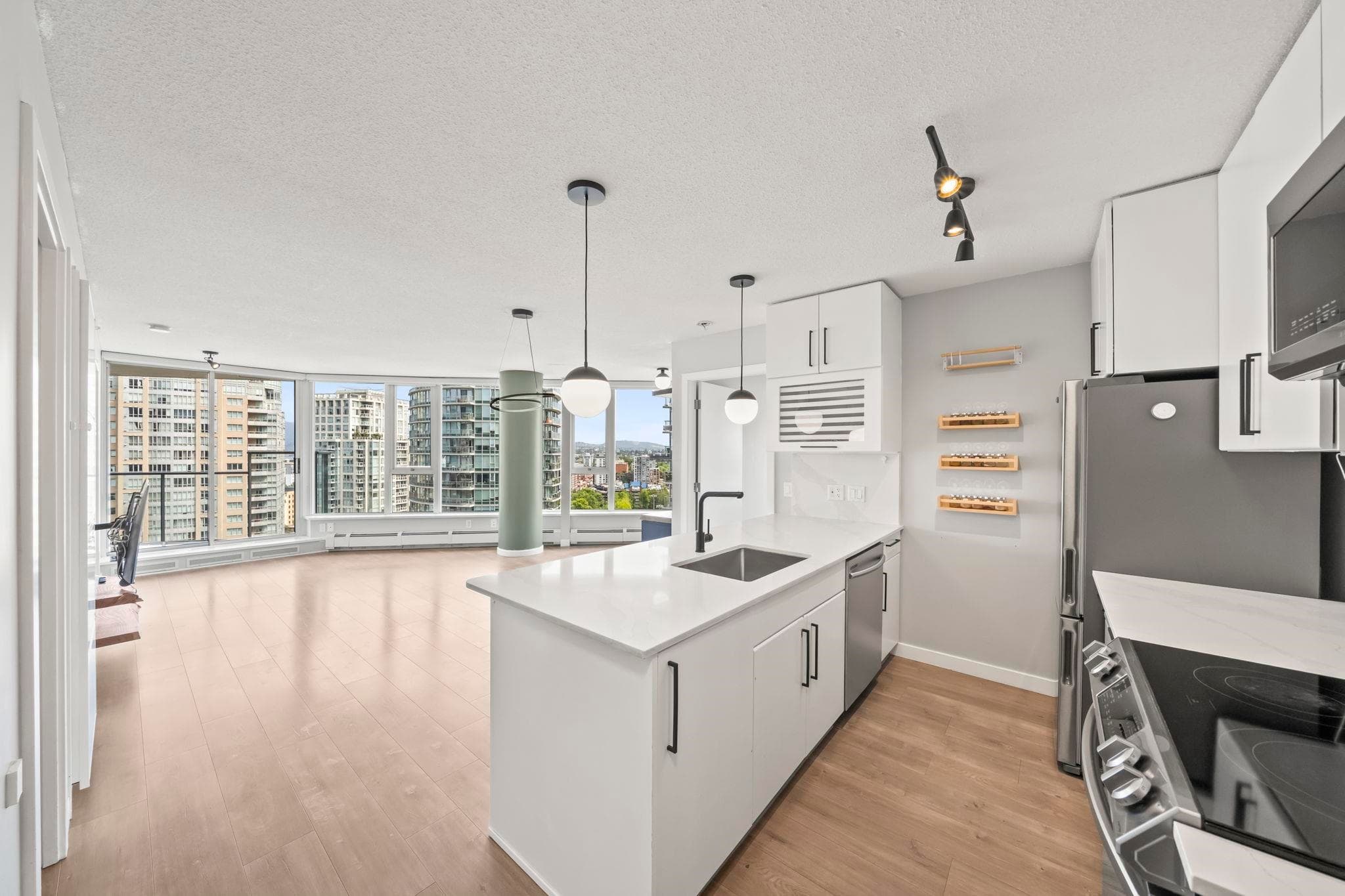 2202 - 689 Abbott Street, Vancouver, V6B 0J2 — photo 1