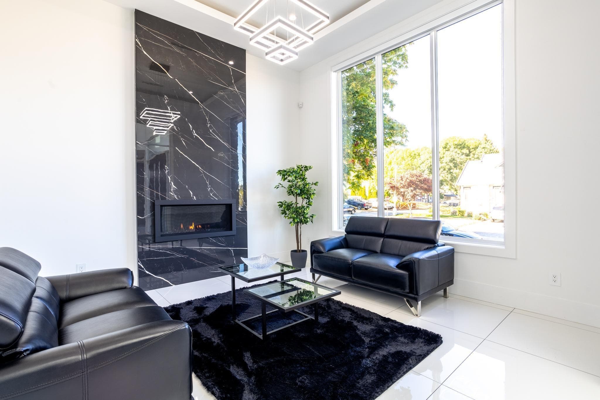 12682 78 Avenue, Surrey, V3W 2X7 — photo 2