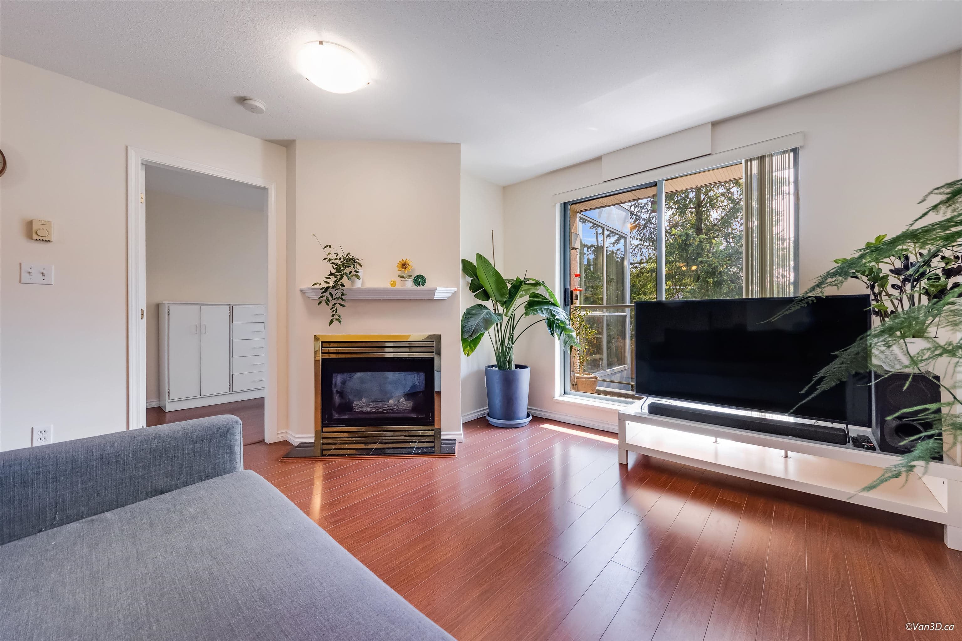 209 - 5818 Lincoln Street, Vancouver, V5R 4P7 — photo 5