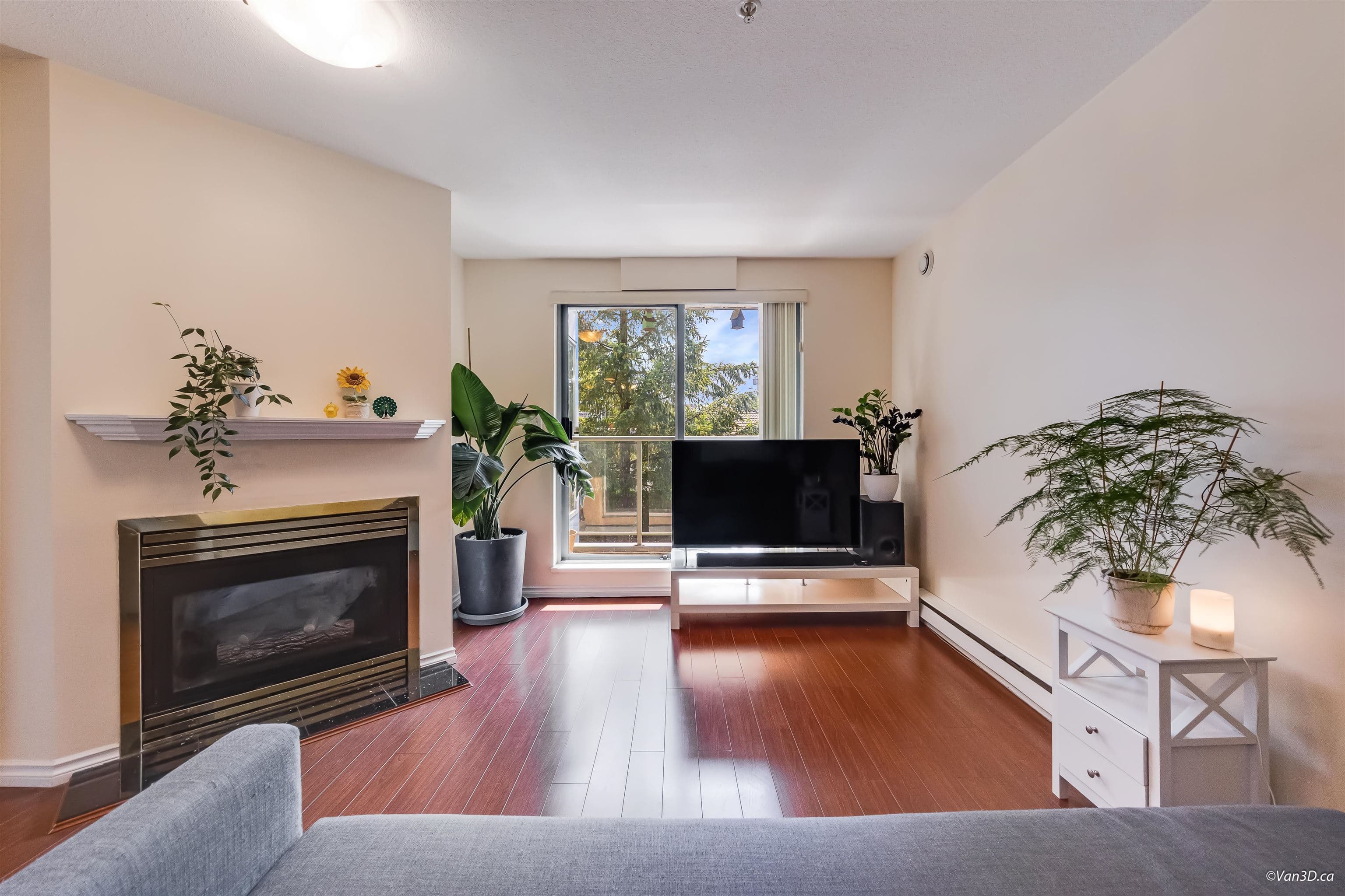 209 - 5818 Lincoln Street, Vancouver, V5R 4P7 — photo 4