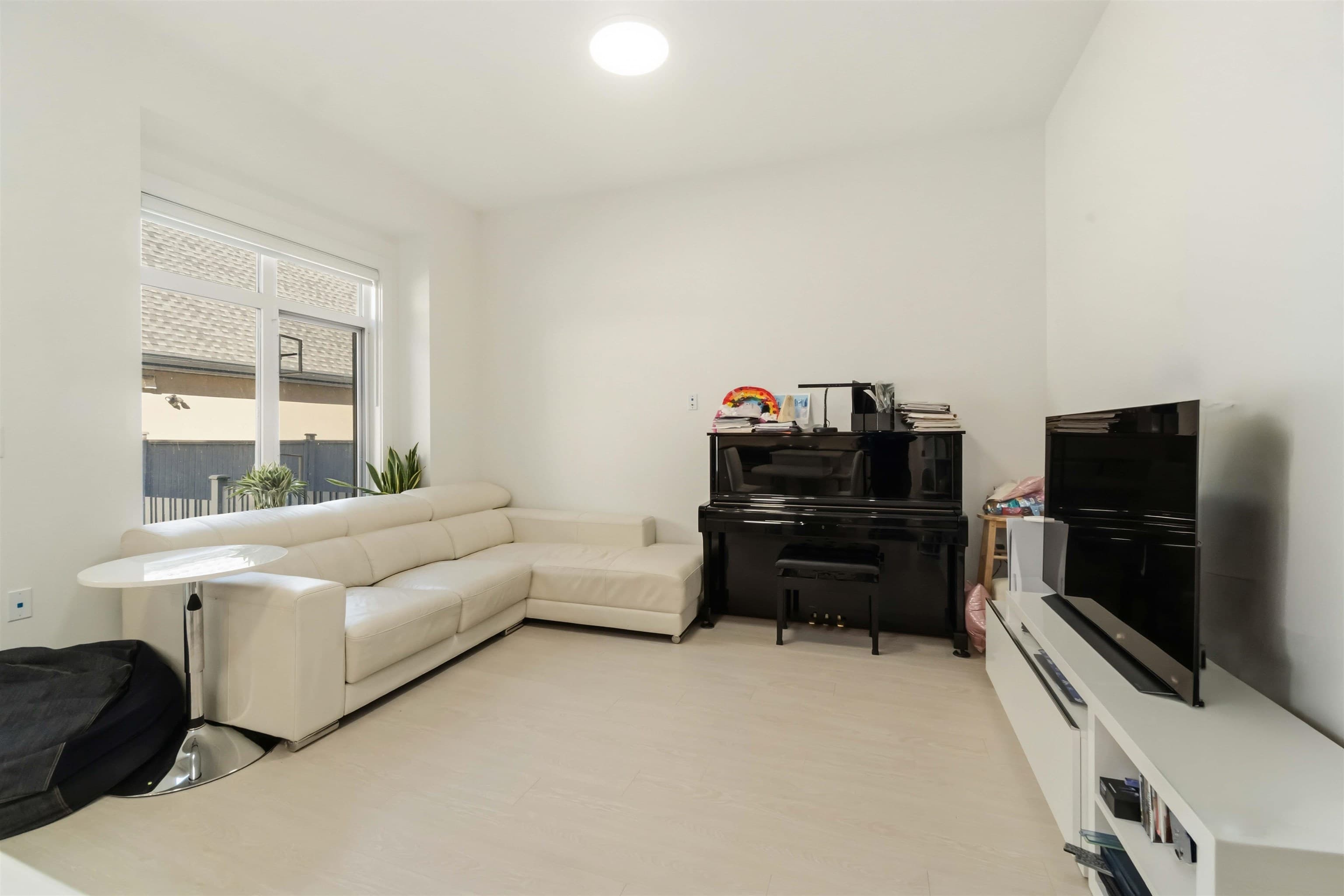 8 - 9633 Steveston Highway, Richmond, V7A 1M7 — photo 4